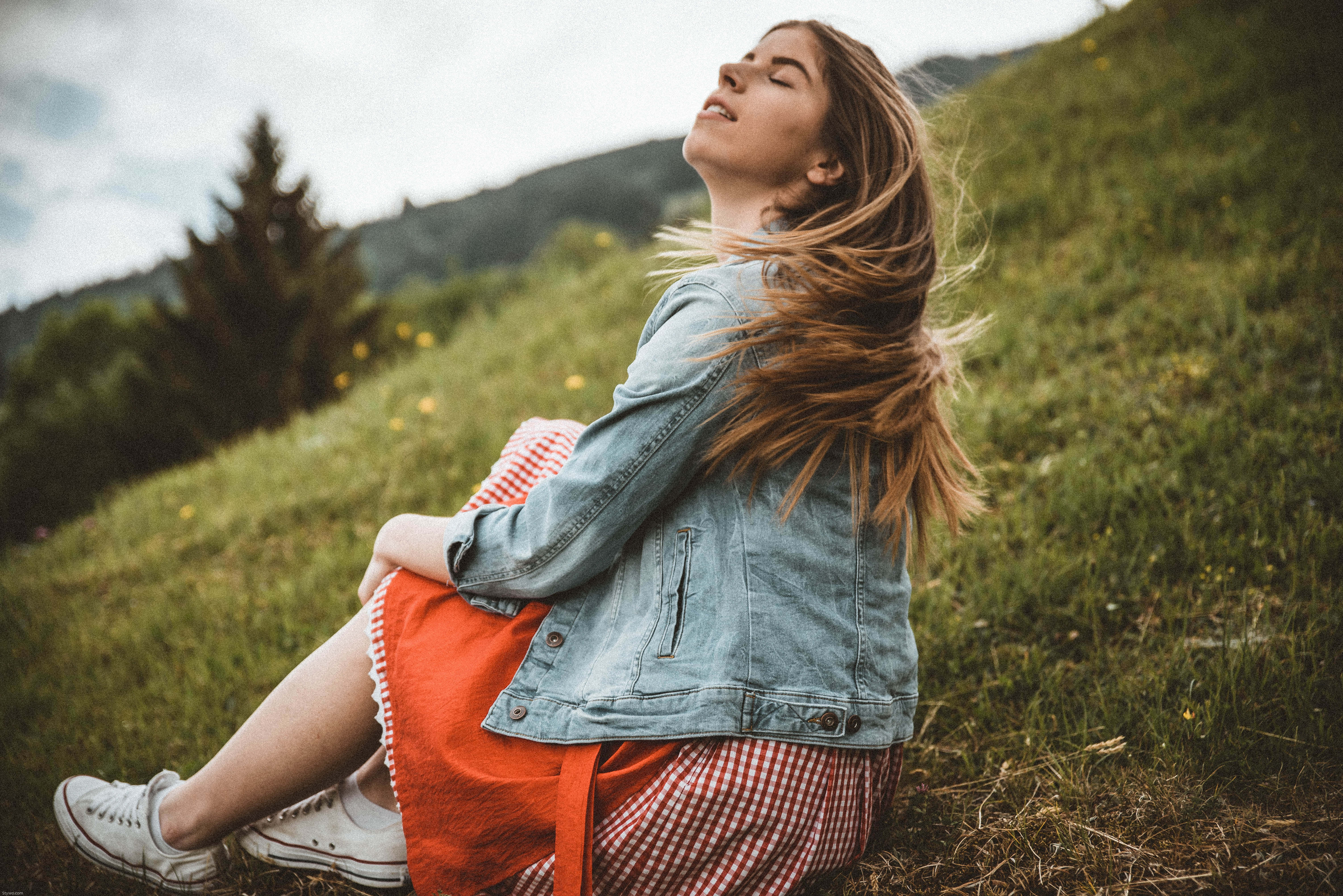 Country Girl, denim jacket, red skirt, 5K Desktop Wallpaper