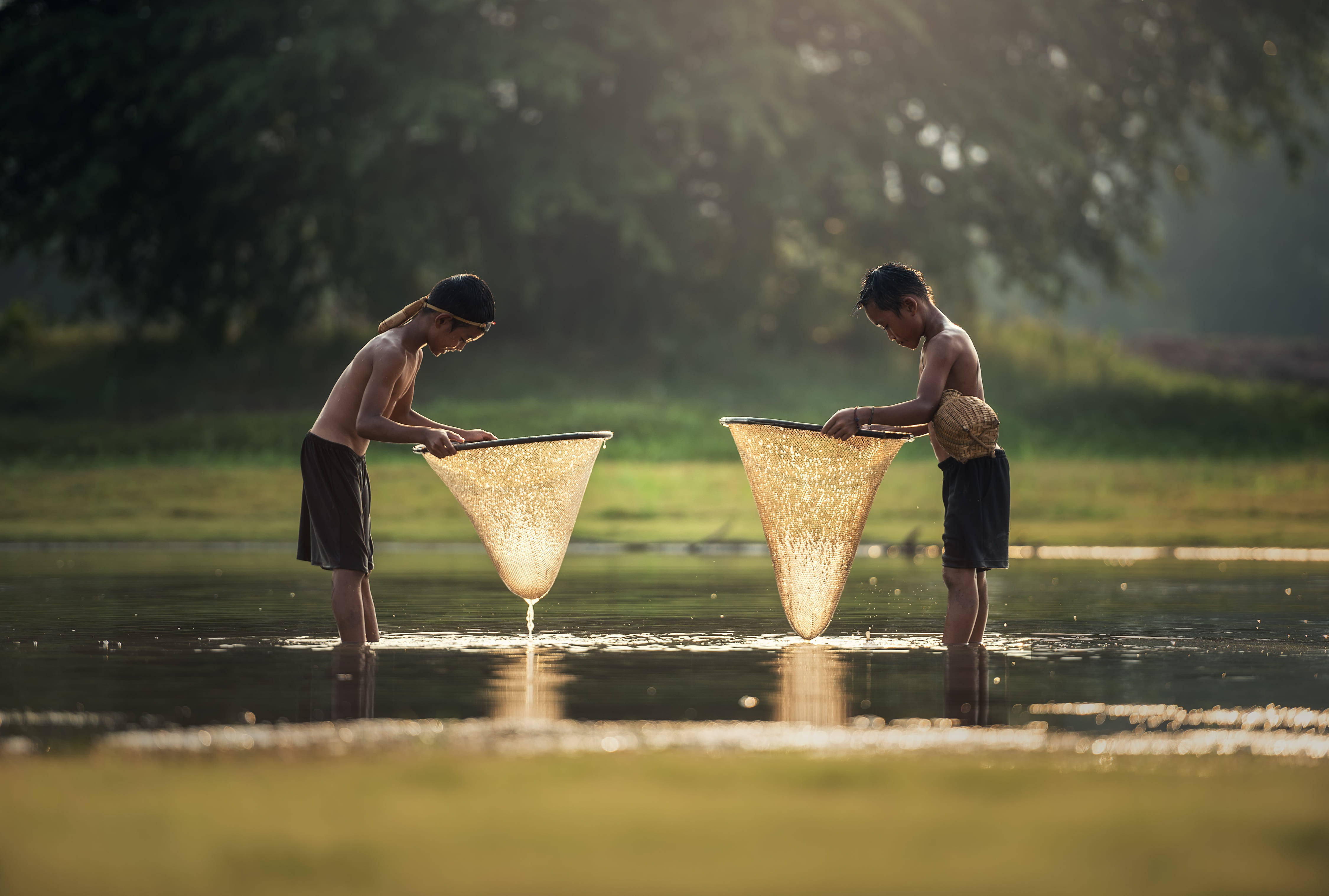 Country Summer, conical nets, shallow water, 4K Desktop Wallpaper