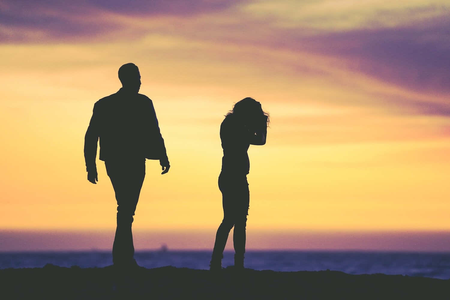 man, woman, beach, HD Desktop Wallpaper