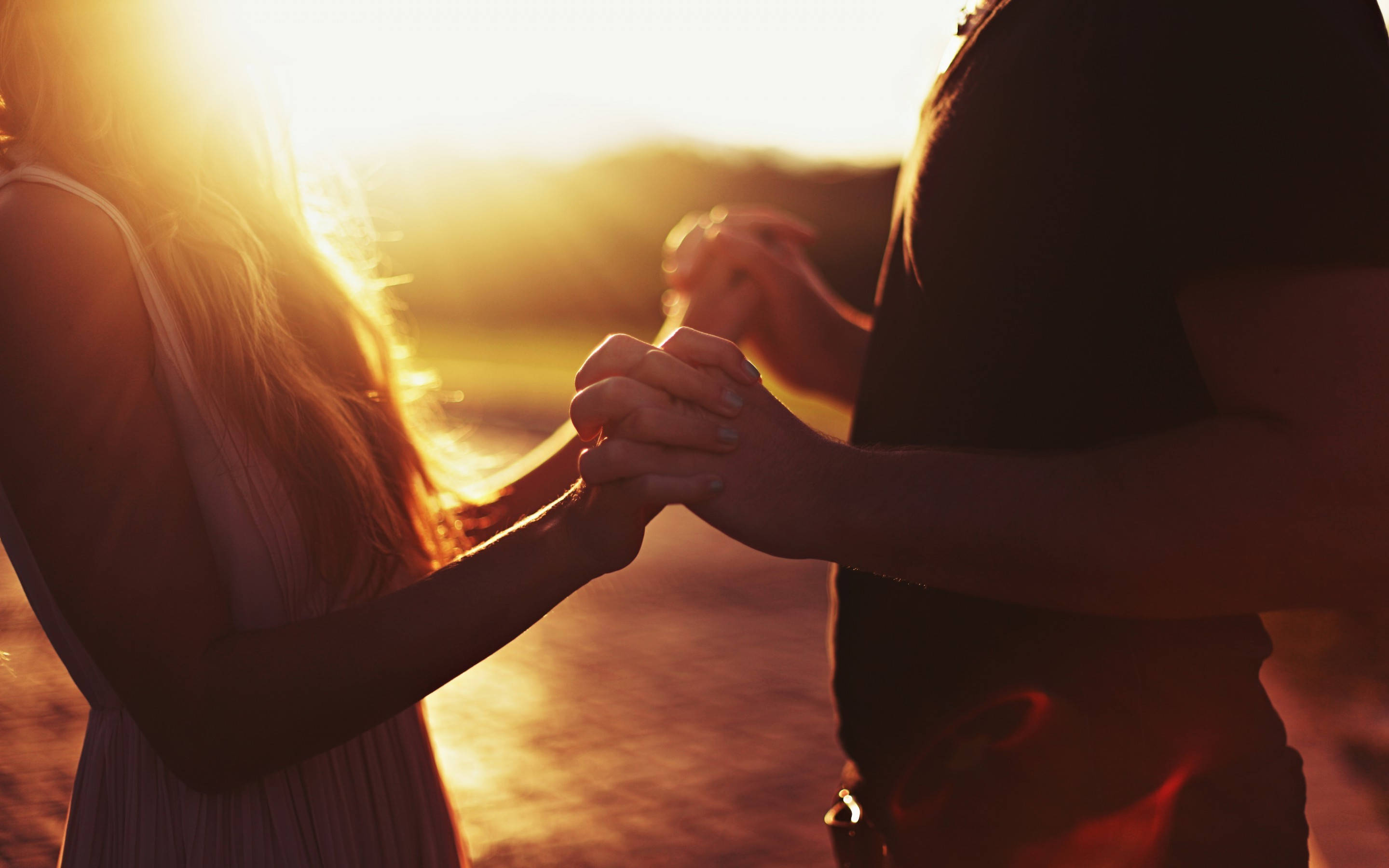 sunset, golden sunset light, lens flare, 2K Desktop Wallpaper