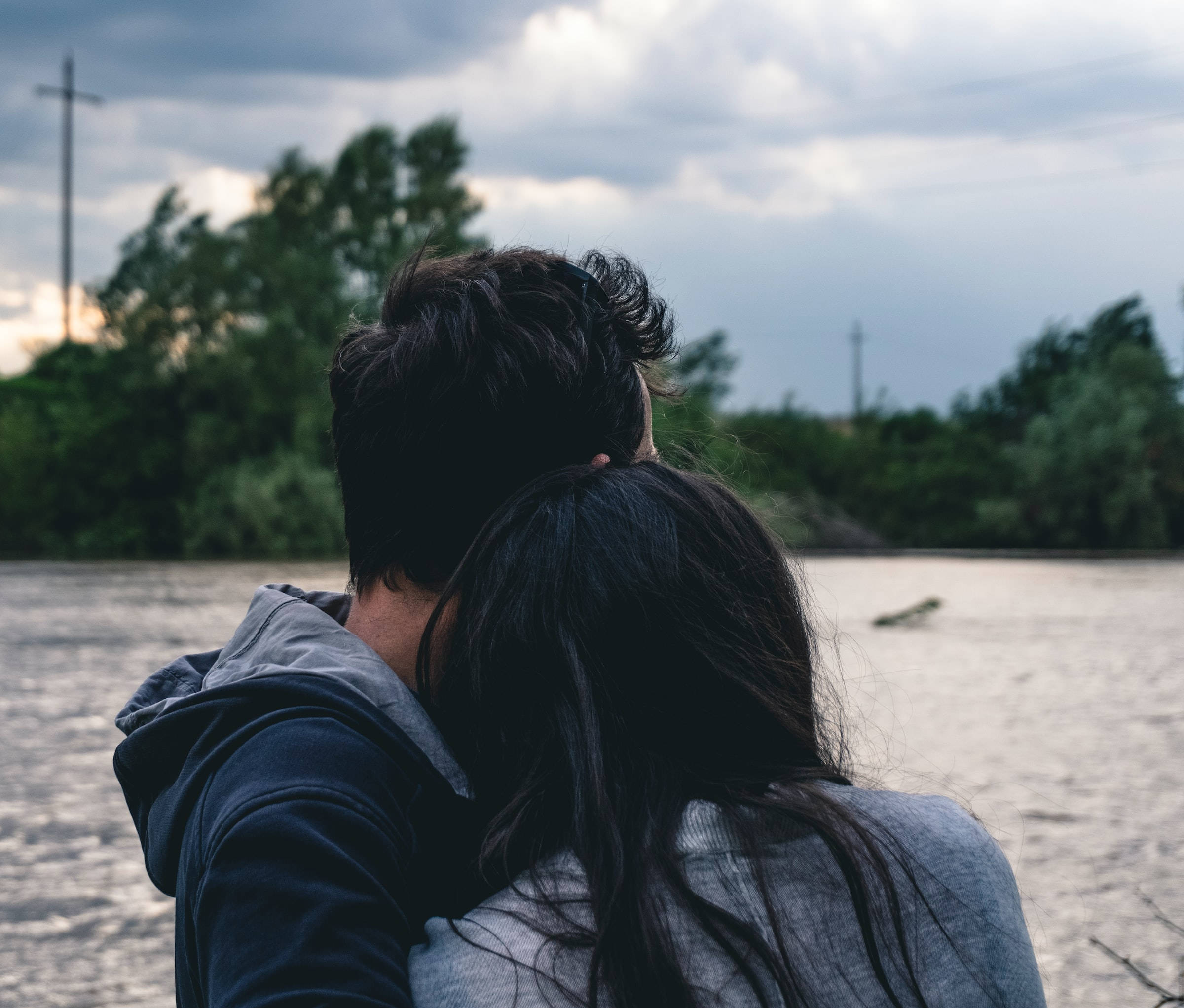 couple hugging, riverside, calm river, Full HD Desktop Wallpaper
