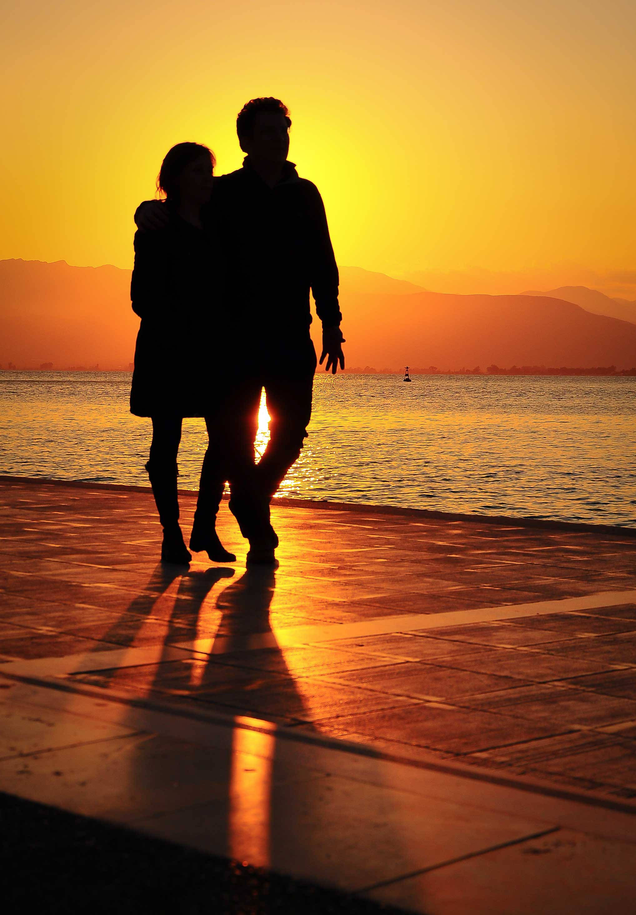 silhouette, sunset, couple, 2K Phone Wallpaper