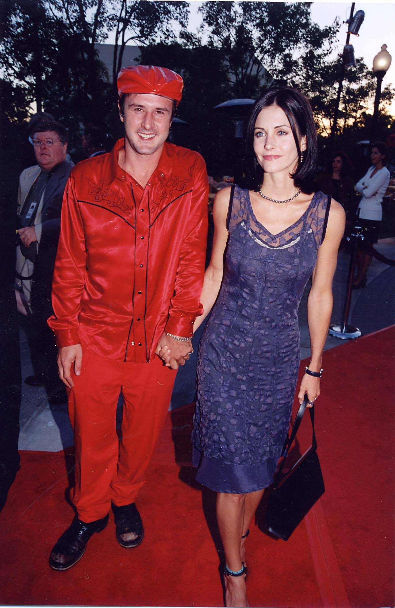 Courteney Cox, red carpet, dusk, Full HD Phone Wallpaper