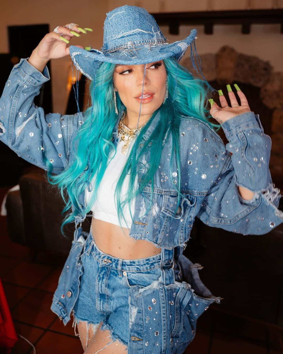 denim cowboy hat, sparkly denim outfit, turquoise hair, HD Phone Wallpaper
