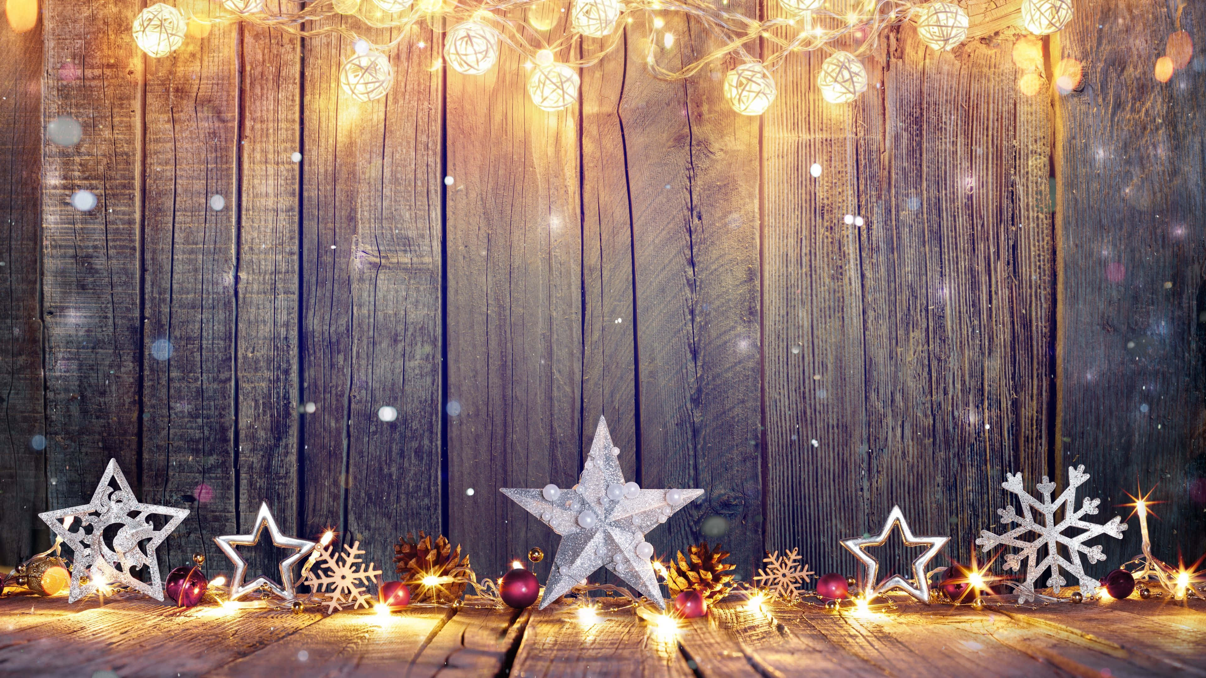 silver stars, fairy lights, pinecones, 4K Desktop Wallpaper