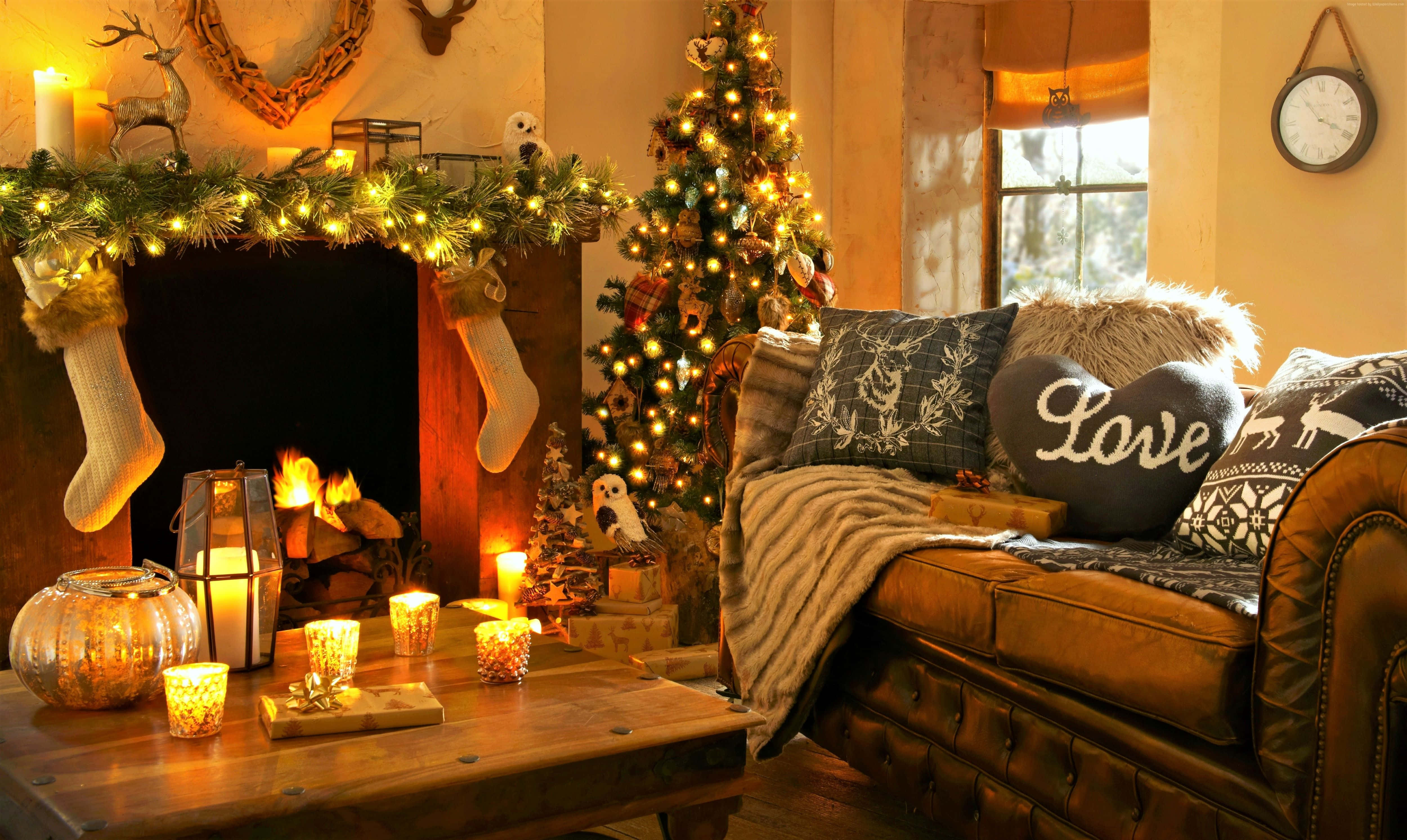 crackling fireplace, stockings, garland, 4K Desktop Wallpaper