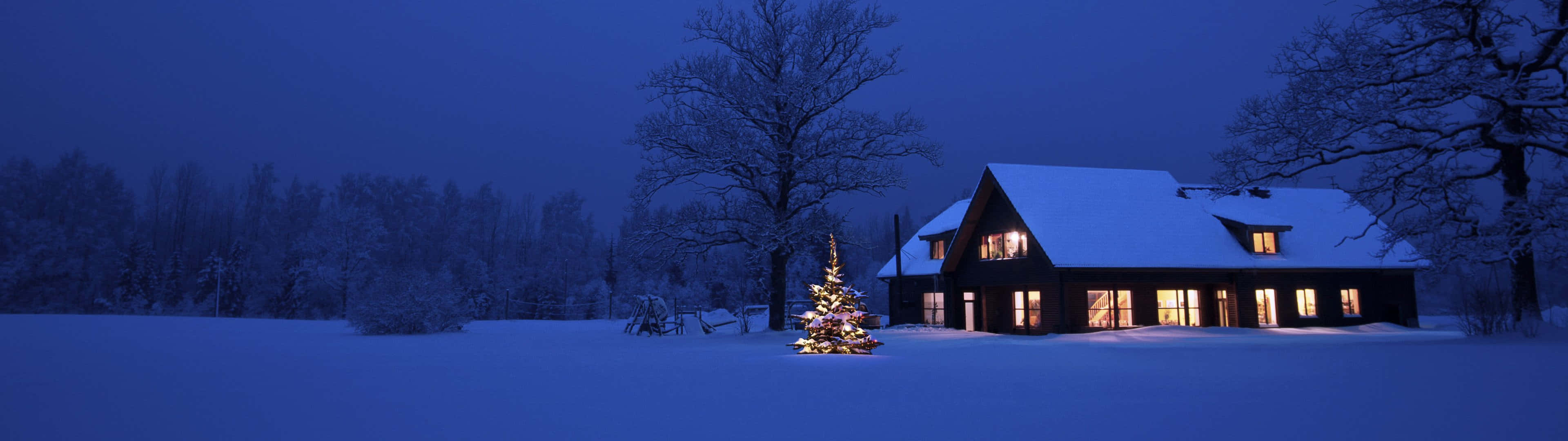Cozy Christmas, cabin, warm lights, 4K Desktop Wallpaper