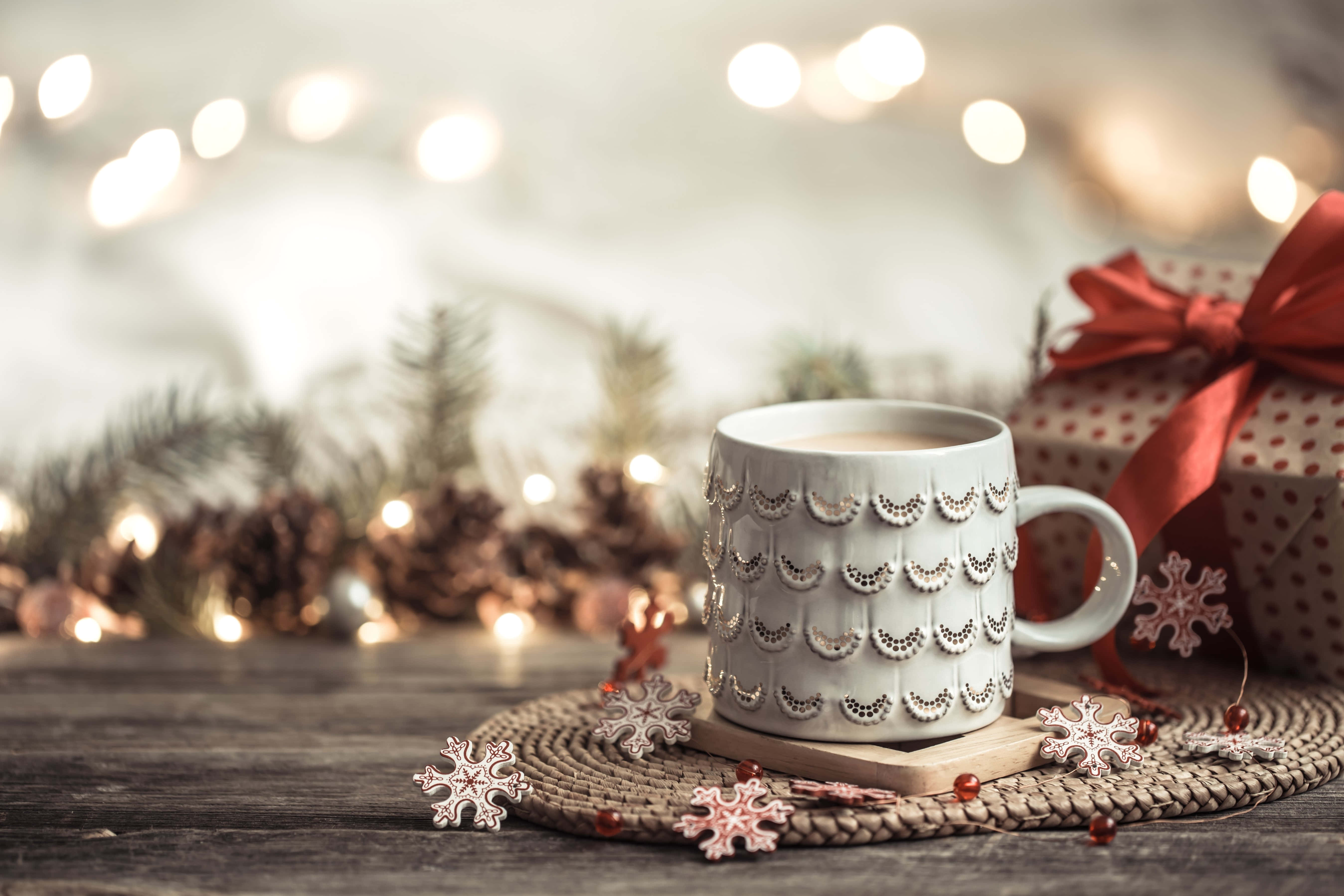 cozy christmas, white mug, scalloped pattern, 5K Desktop Wallpaper