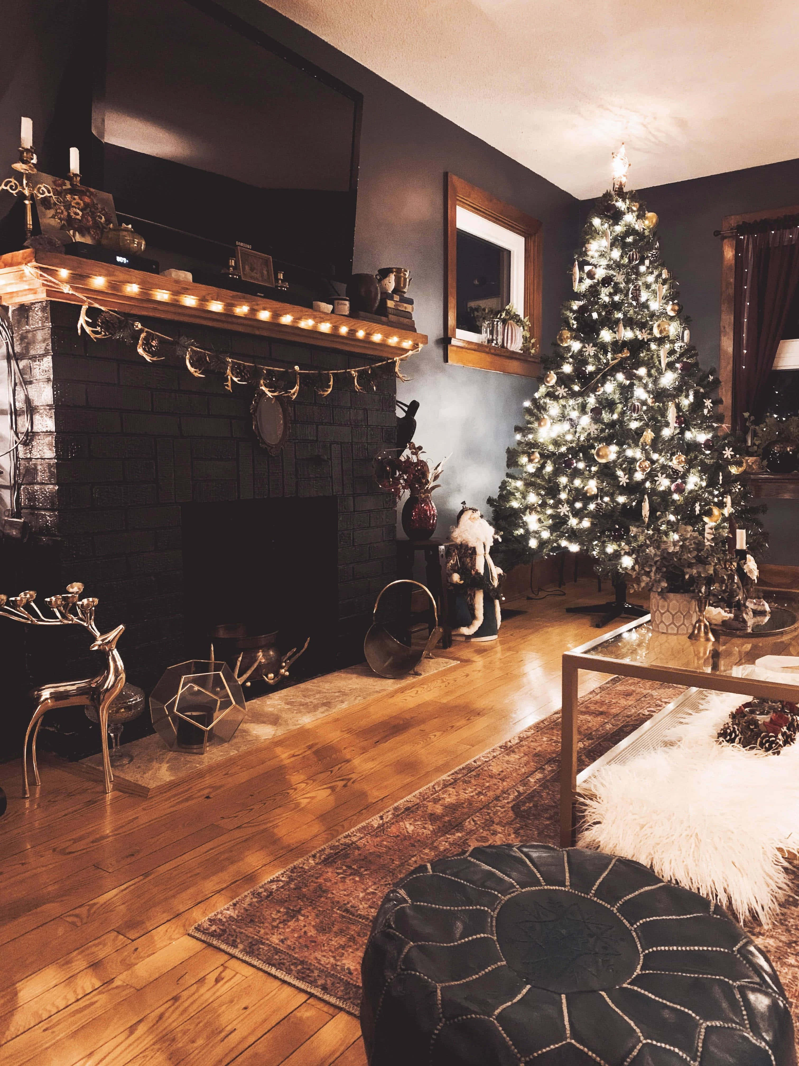 Cozy Christmas, Christmas tree, living room, 4K Phone Wallpaper