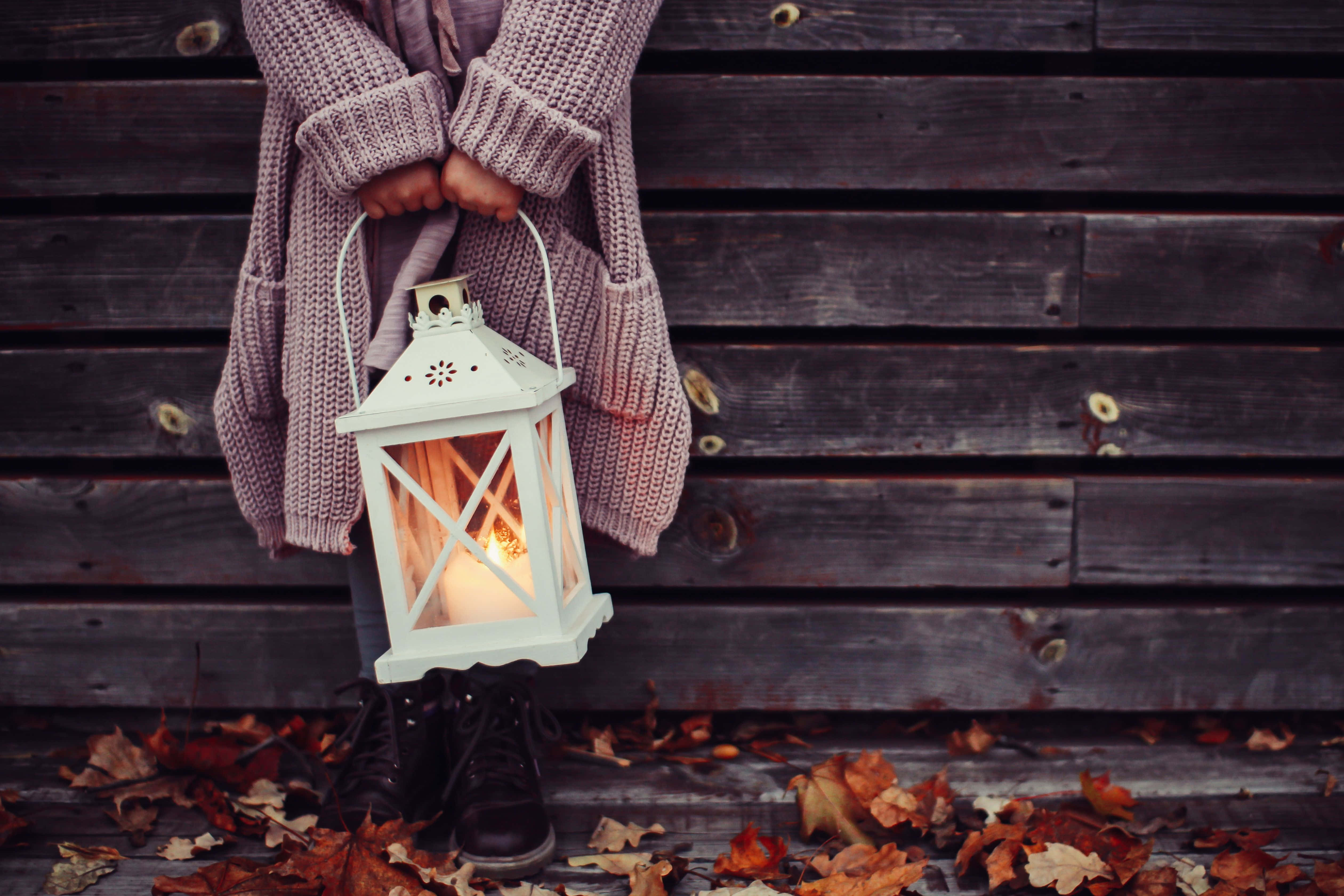 lantern, knit sweater, dark wooden wall, 4K Desktop Wallpaper