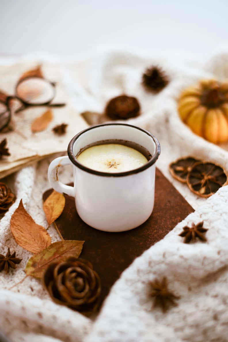 white enamel mug, star anise, creamy beverage, SD Phone Wallpaper