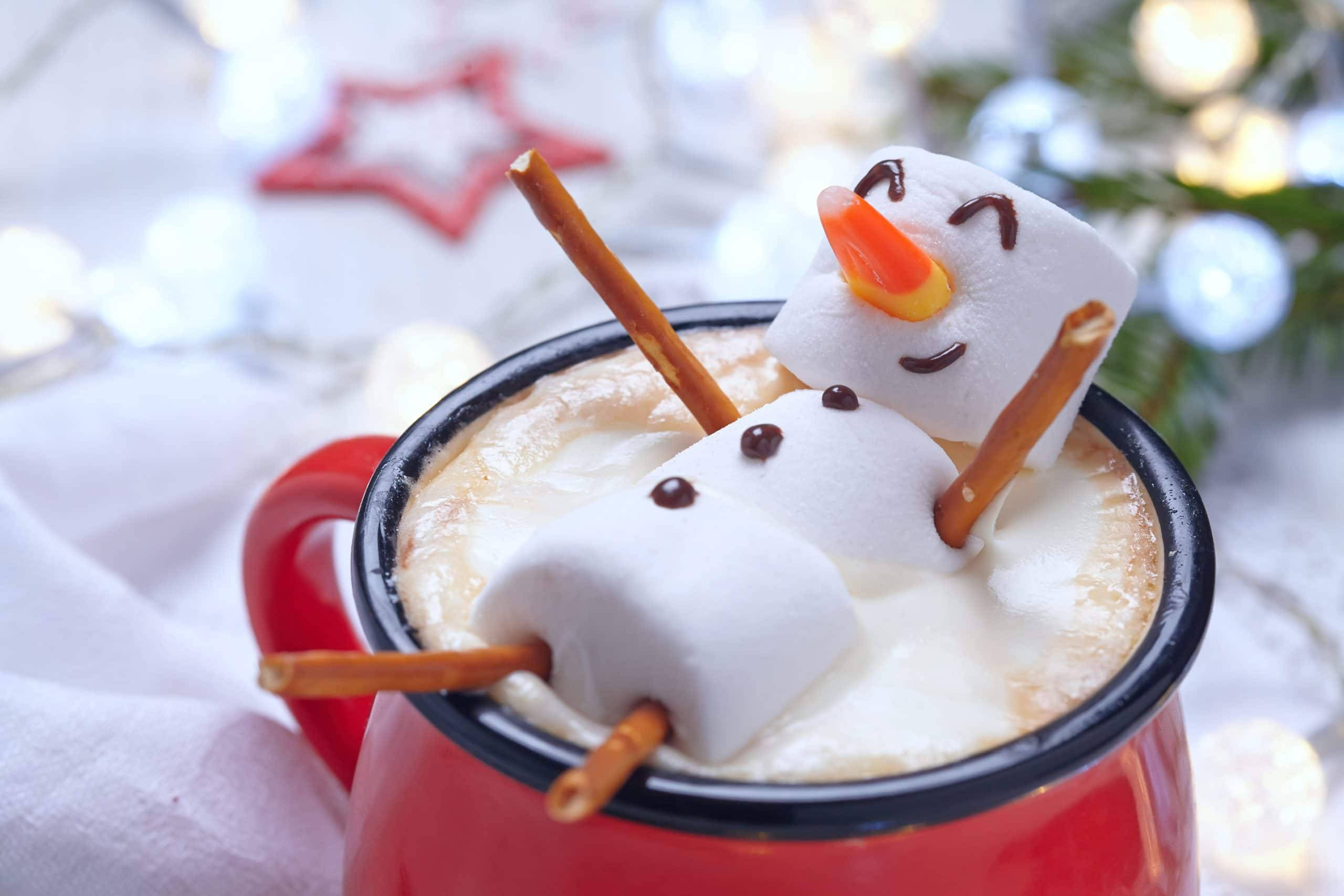 cozy winter drink, red mug, creamy hot chocolate, 2K Desktop Wallpaper