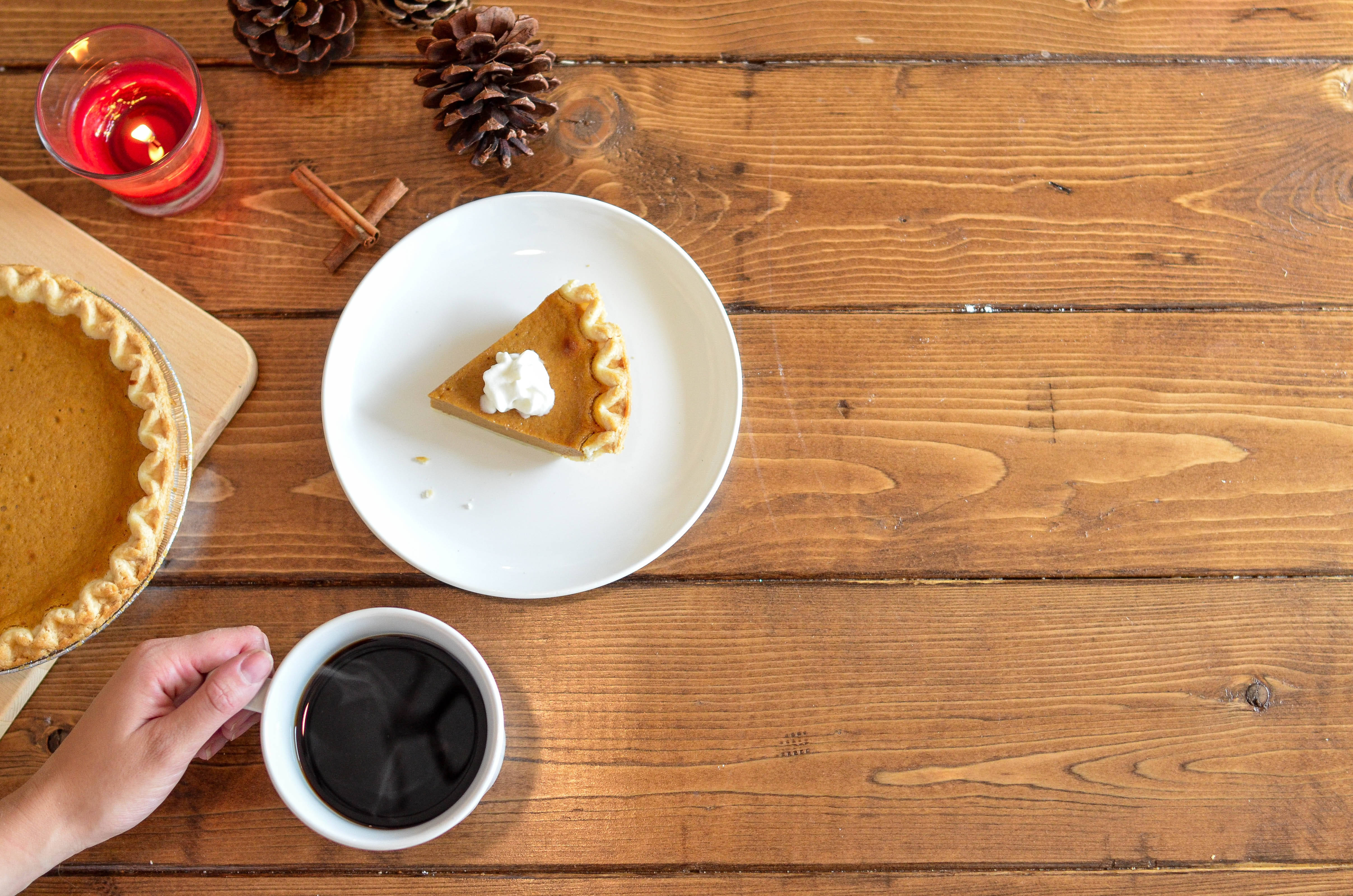 pumpkin pie, whipped cream, white plate, 4K Desktop Wallpaper