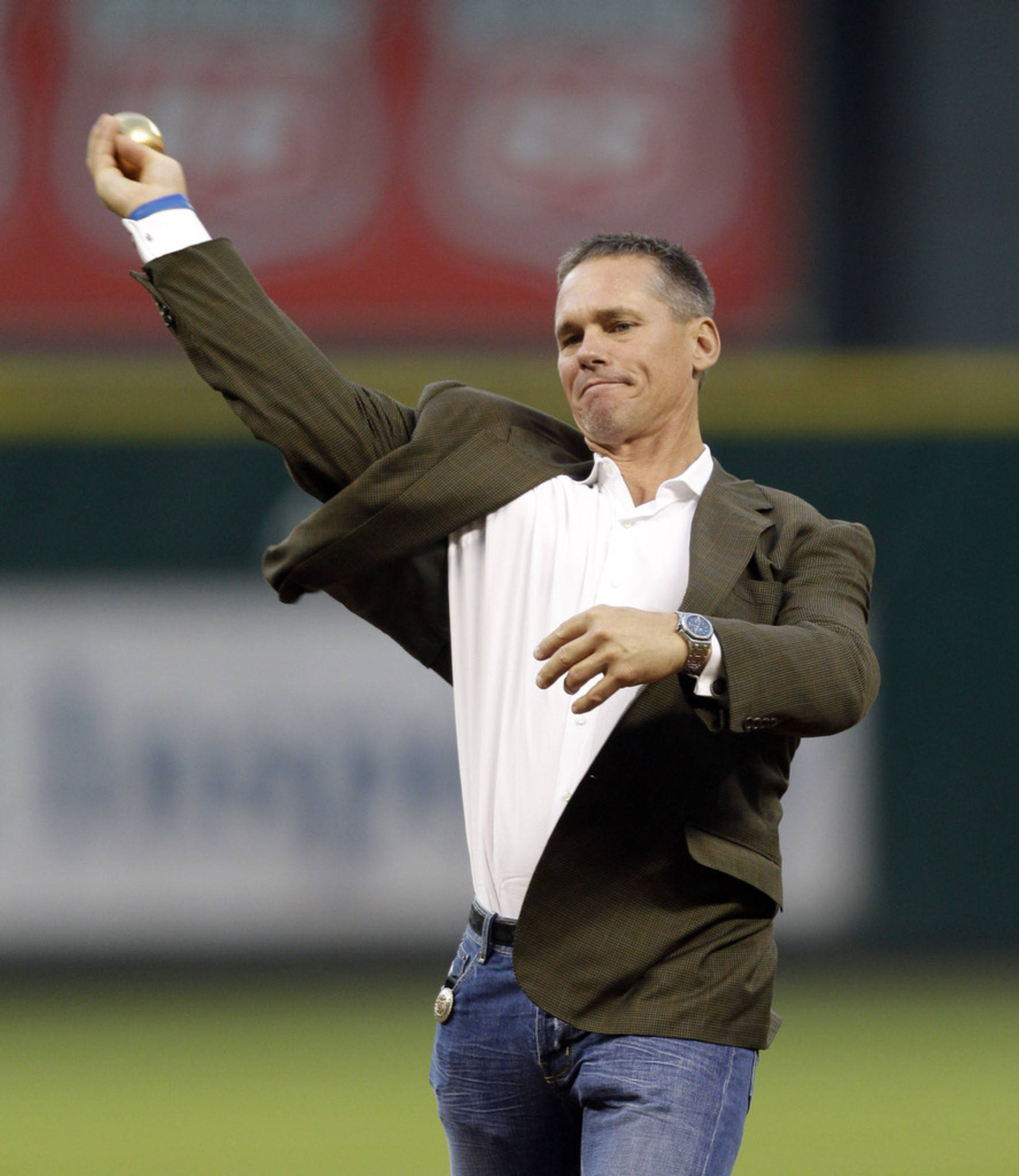 Craig Biggio, gold baseball, stadium field, Full HD Phone Wallpaper