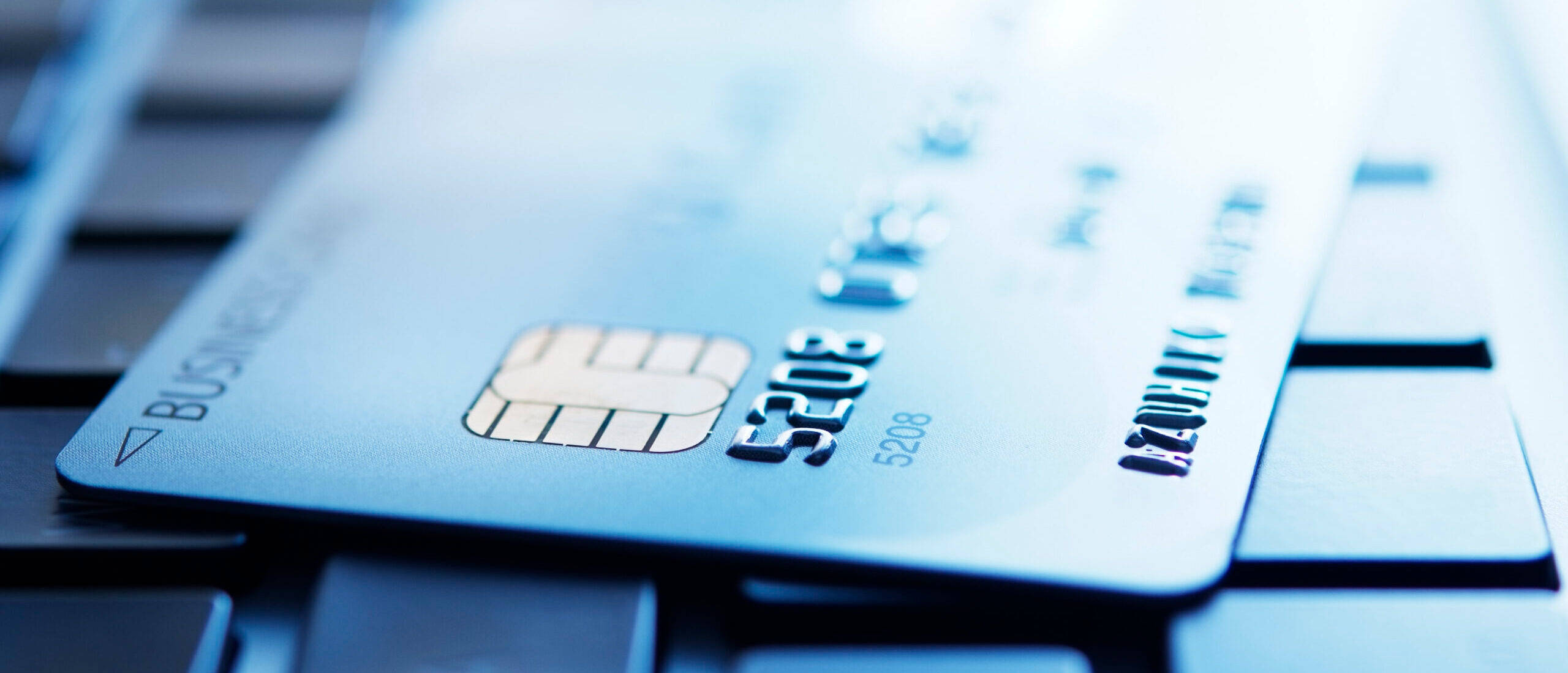 blue business credit card, laptop keyboard, shallow depth of field, 2K Desktop Wallpaper