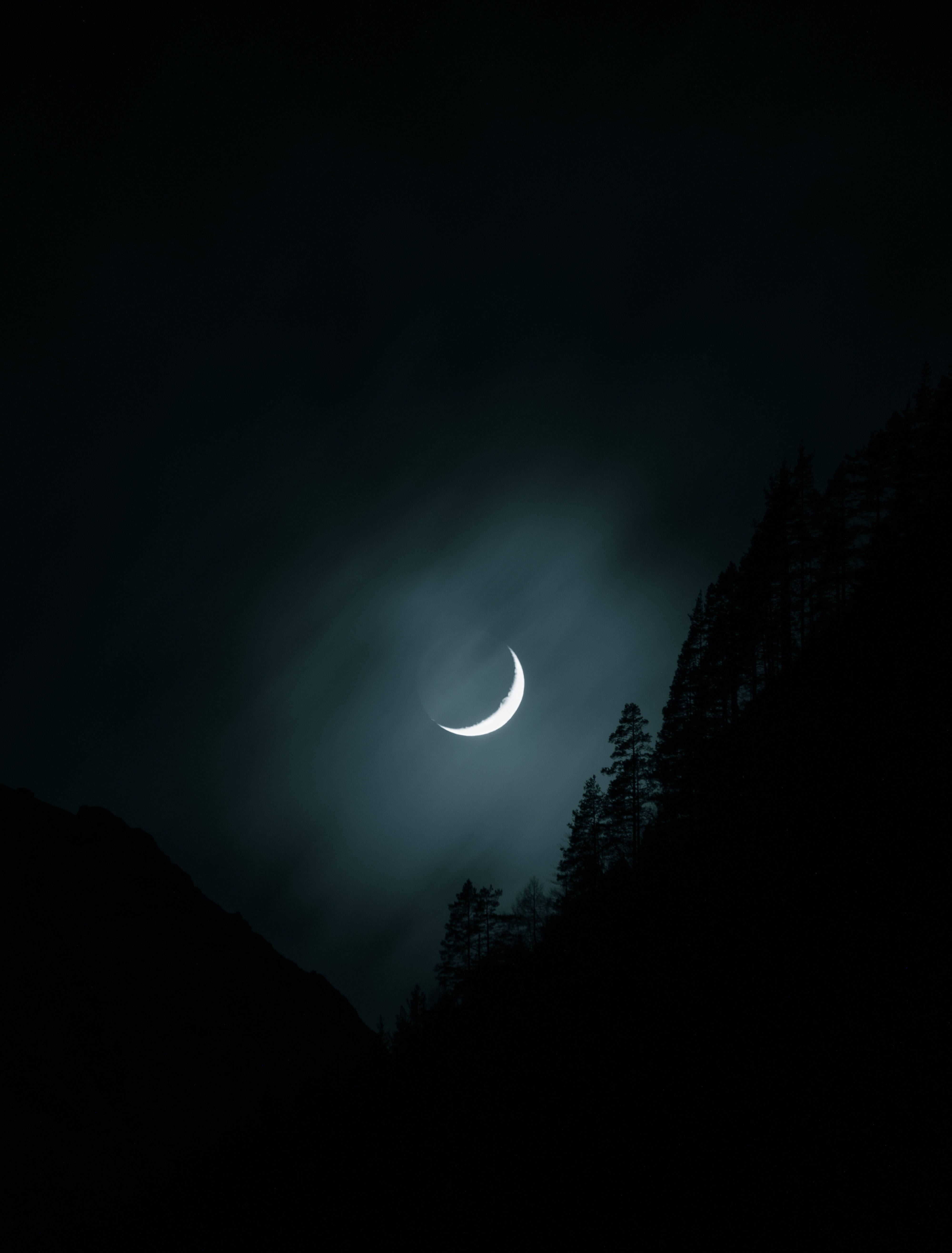 crescent moon, night sky, dark silhouetted mountains, 5K Phone Wallpaper