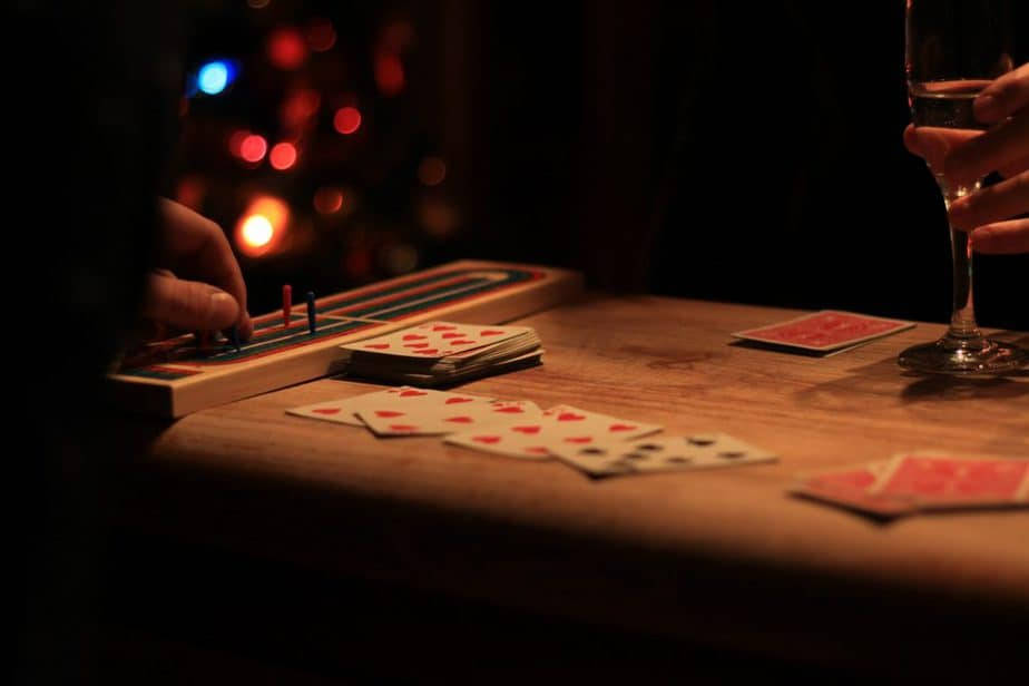 Cribbage, wooden table, warm dim lighting, SD Desktop Wallpaper