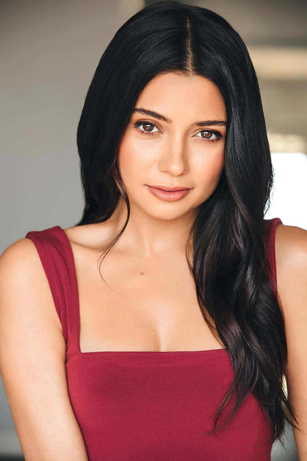 Cristine Prosperi, red top, long dark hair, HD Phone Wallpaper