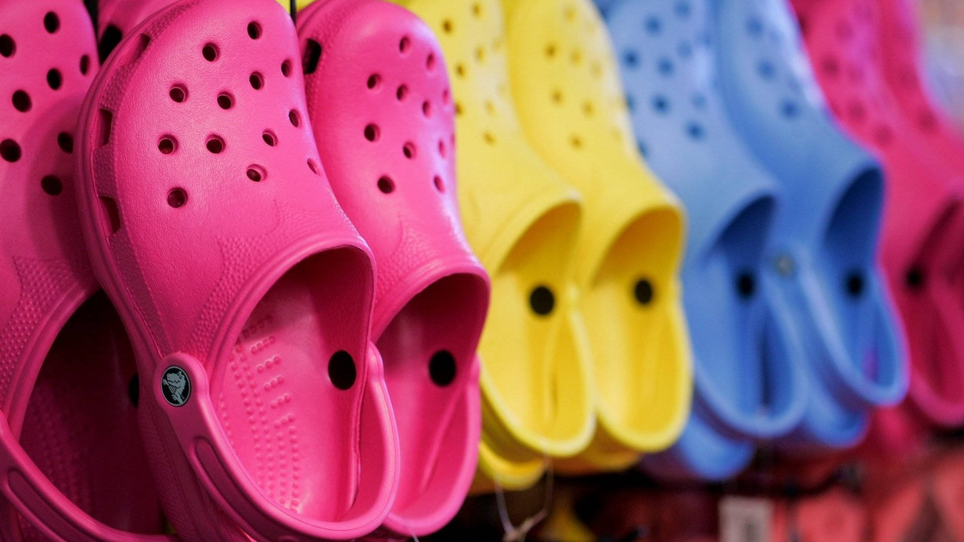 Crocs, pink, yellow, Full HD Desktop Wallpaper