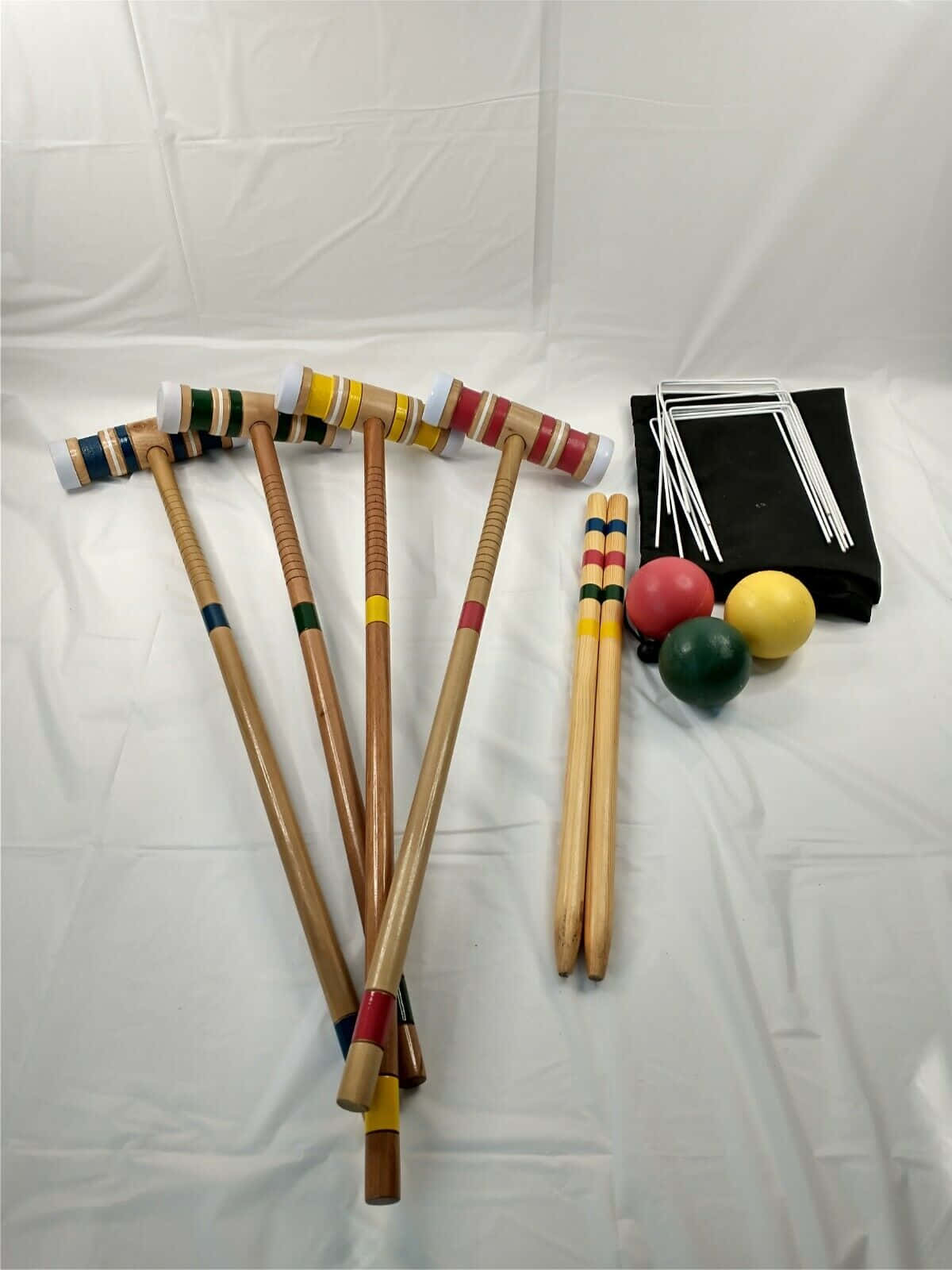 croquet equipment set, wooden croquet mallets, colorful striped heads, HD Phone Wallpaper