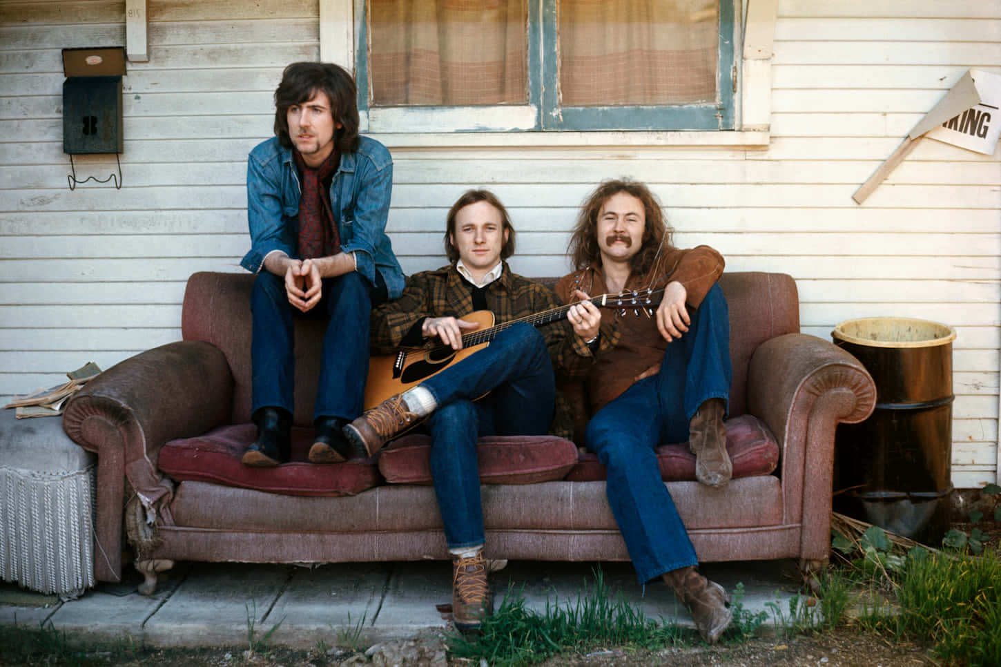 Crosby Stills And Nash, long hair, worn outdoor couch, HD Desktop Wallpaper