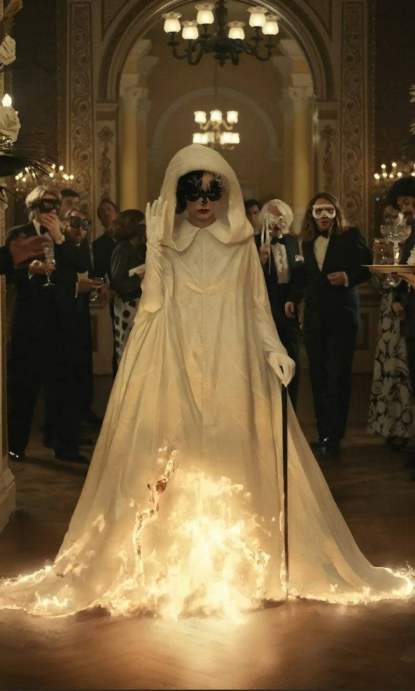 Cruella 2021, dress transformation scene, white gown, SD Phone Wallpaper