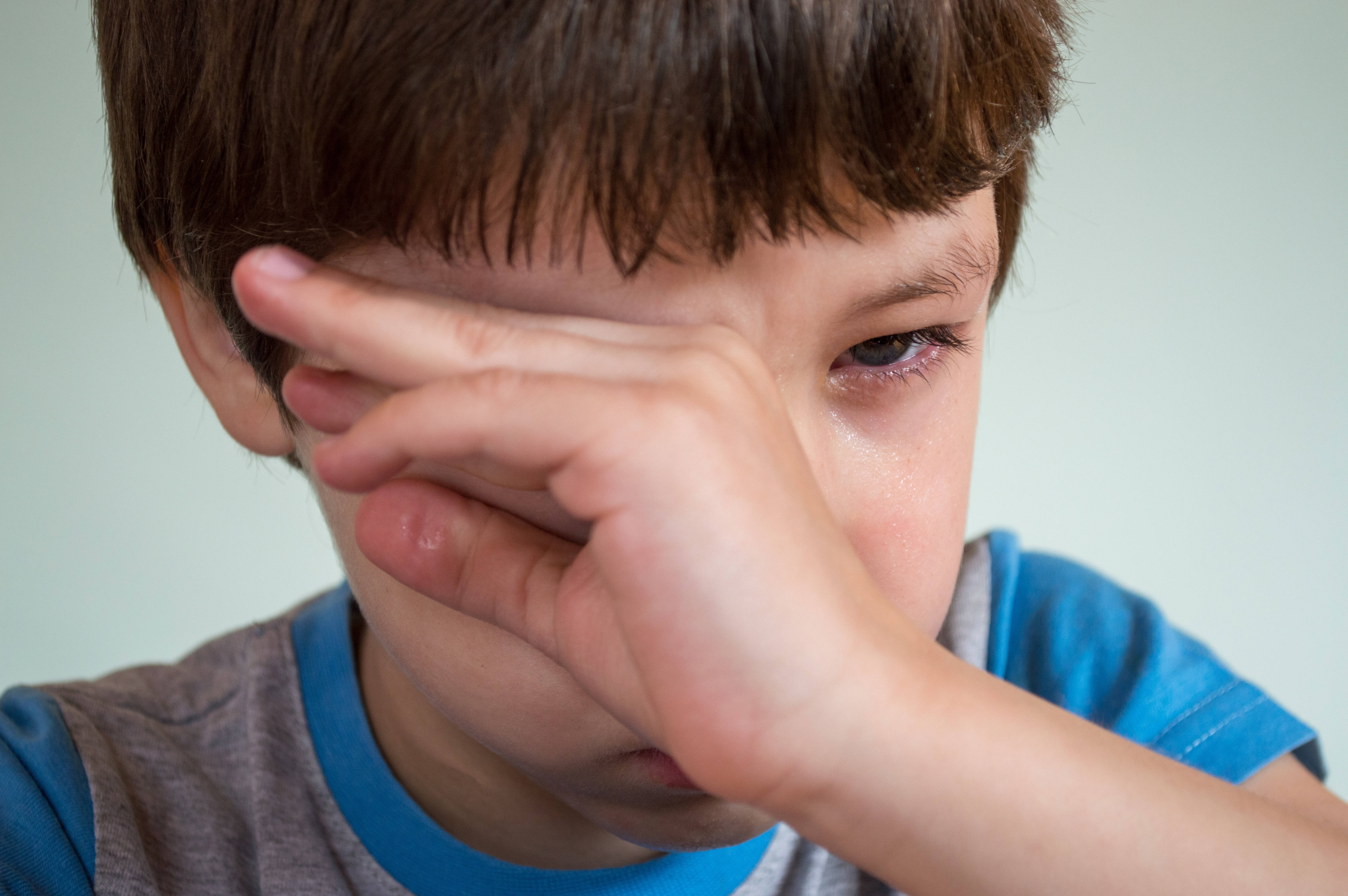 crying sad boy, brown hair, tear rolls down cheek, 5K Desktop Wallpaper