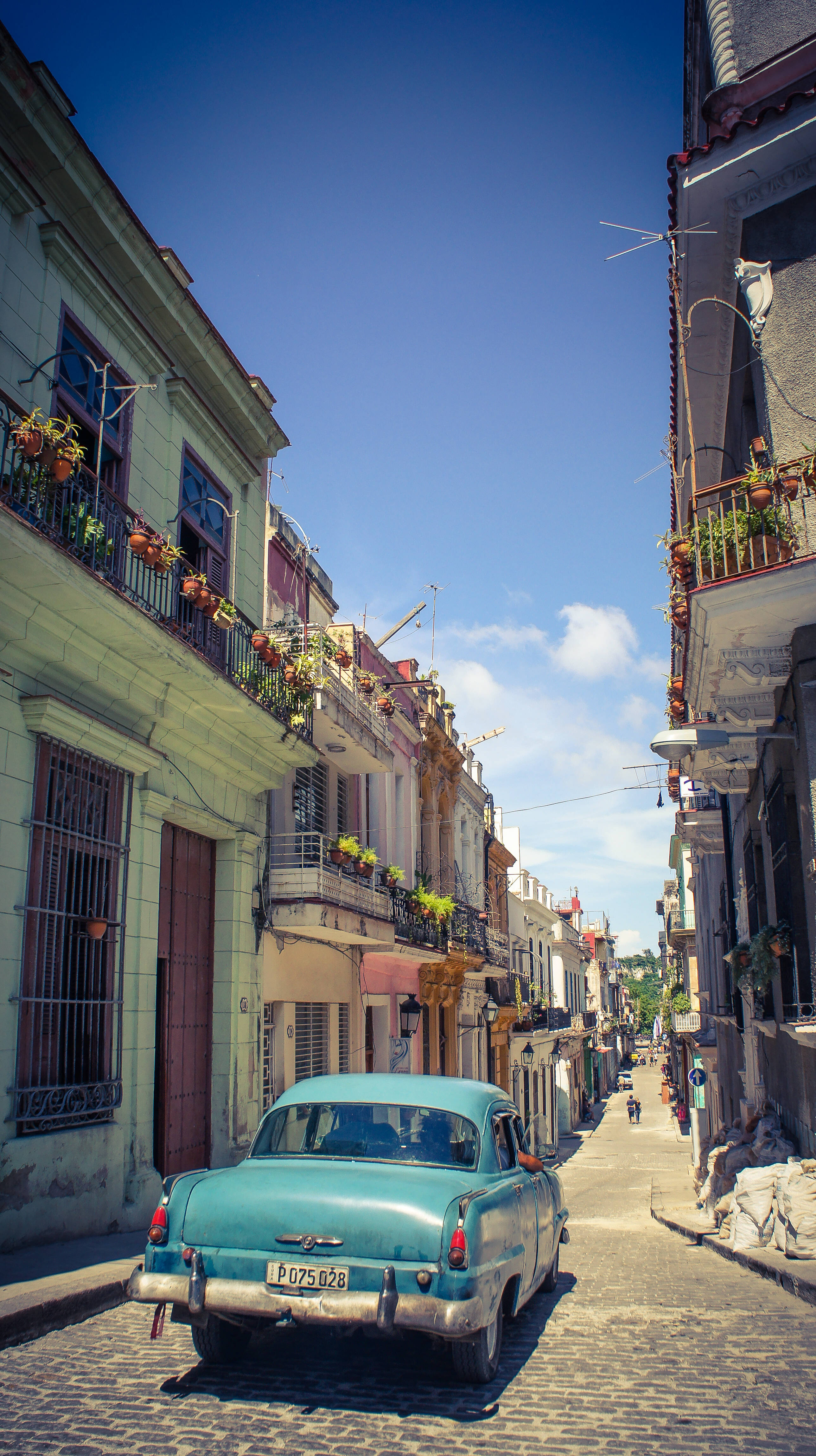 Cuba, turquoise car, cobblestone street, 4K Phone Wallpaper