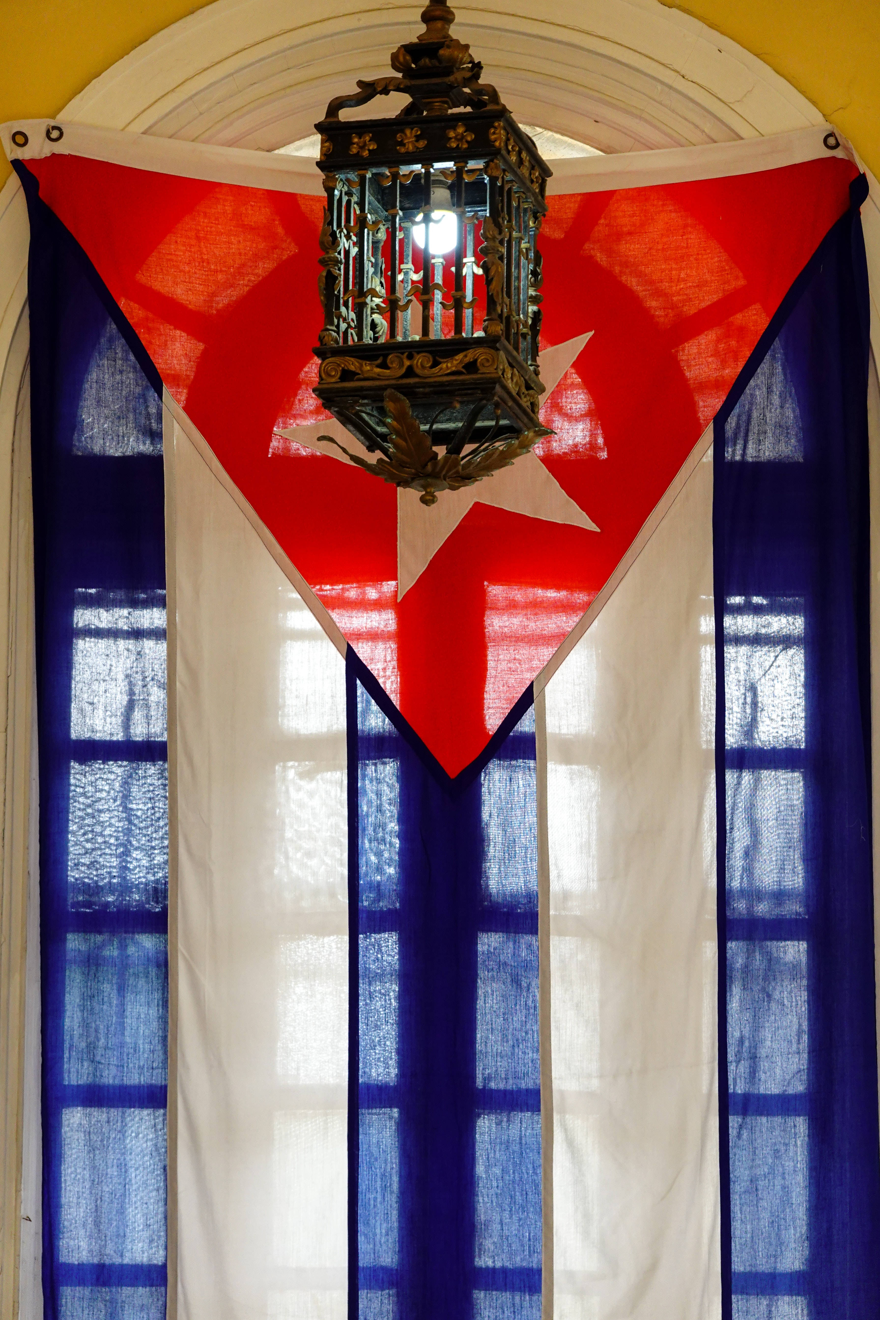 Cuban flag, vintage ornate lantern, warm light, 5K Phone Wallpaper