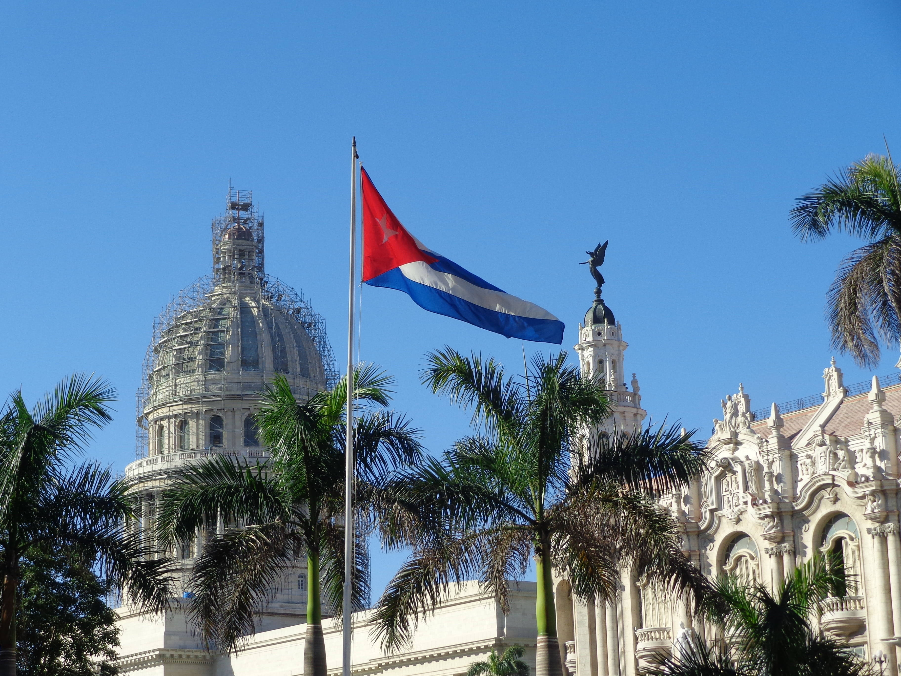 Cuban flag, national capitol building, neoclassical buildings, 2K Desktop Wallpaper