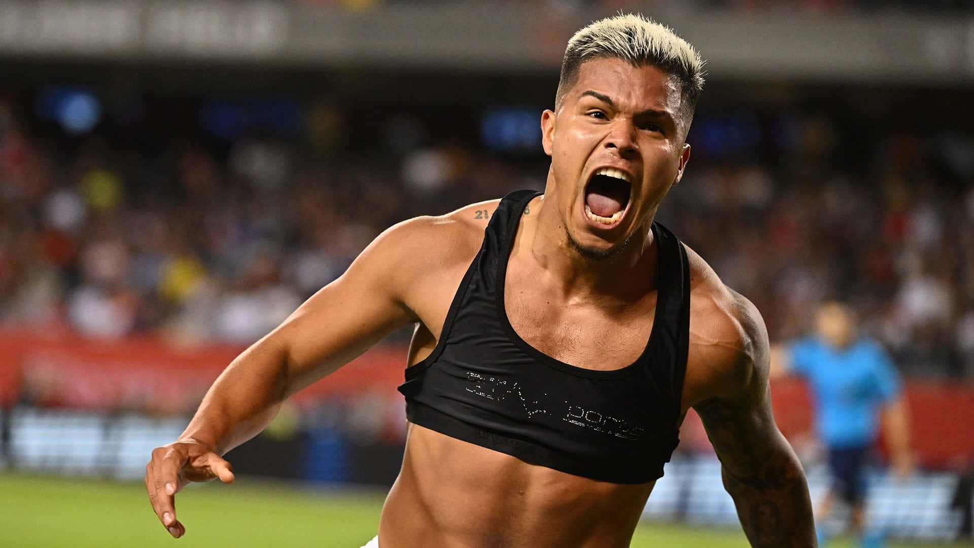 Cucho Hernandez, muscular soccer player, bleached hair, Full HD Desktop Wallpaper