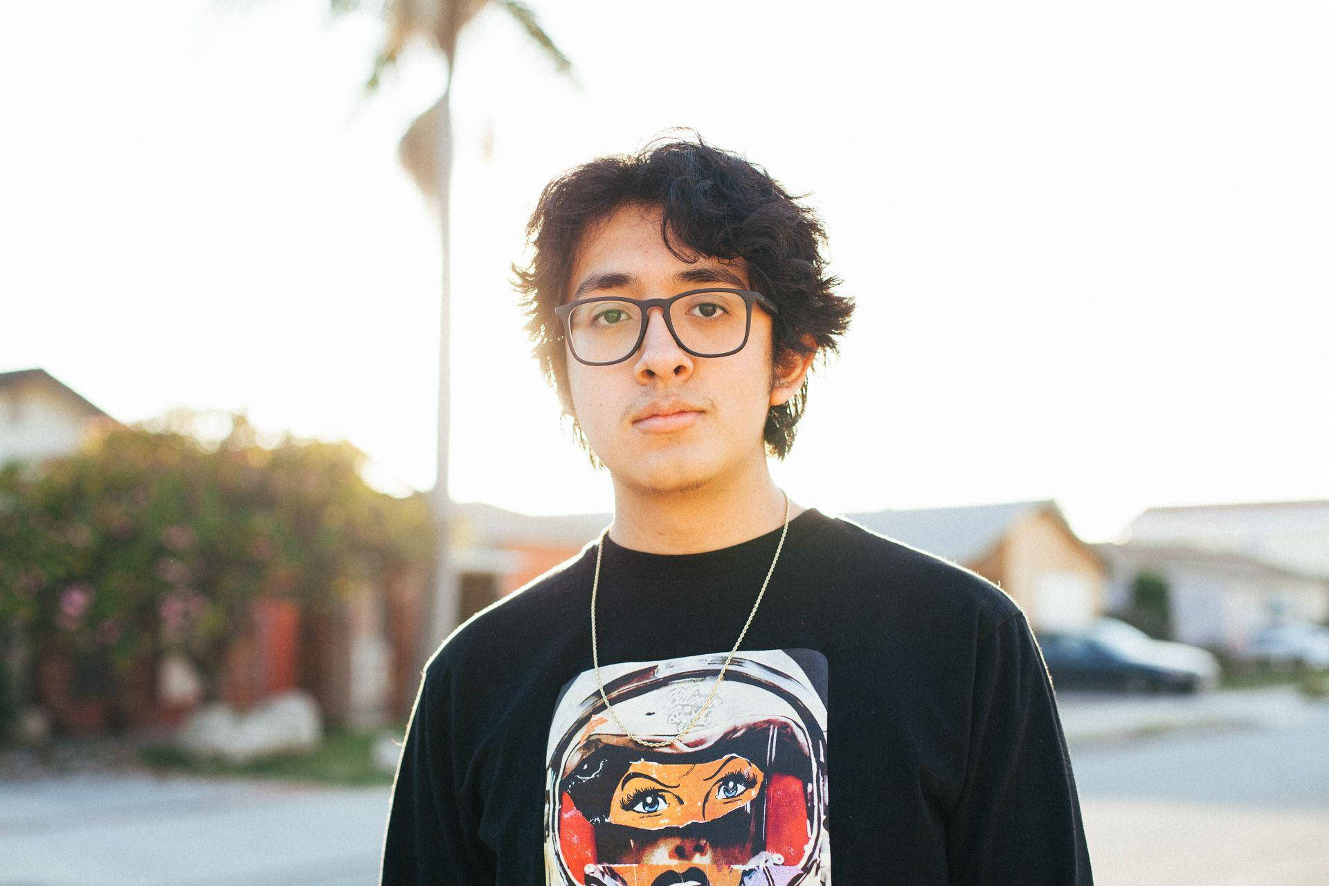 Cuco, glasses, graphic t-shirt, Full HD Desktop Wallpaper