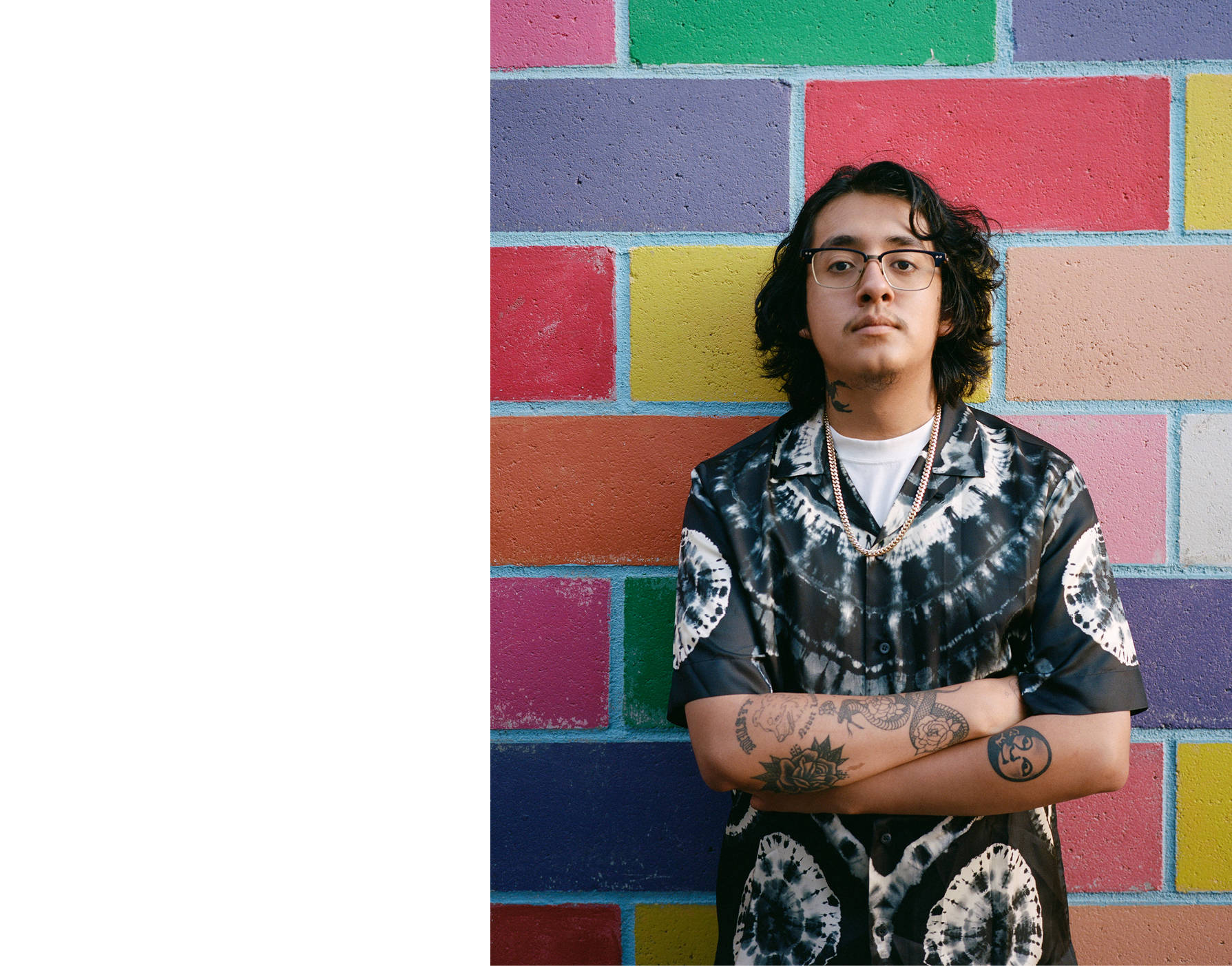 Cuco, tattoos, glasses, HD Desktop Wallpaper