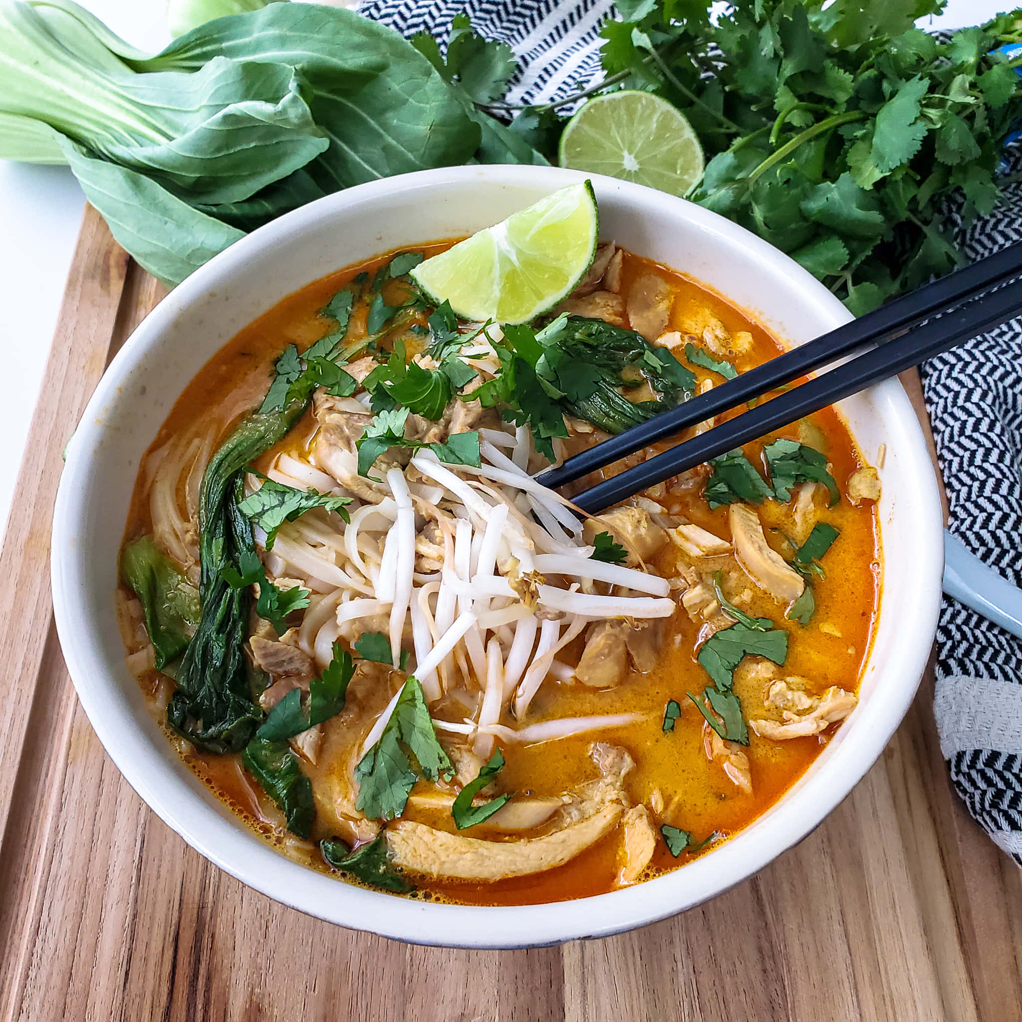 Peanut Butter Curry Laksa, vibrant orange, curry noodle soup, Full HD Desktop Wallpaper