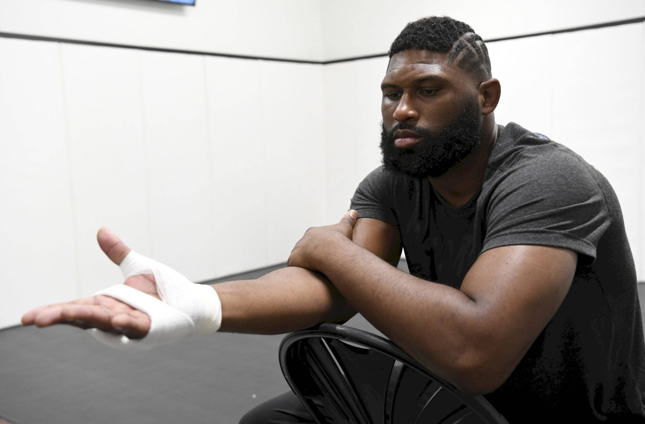 Curtis Blaydes, bandaged hand, gym, Full HD Desktop Wallpaper