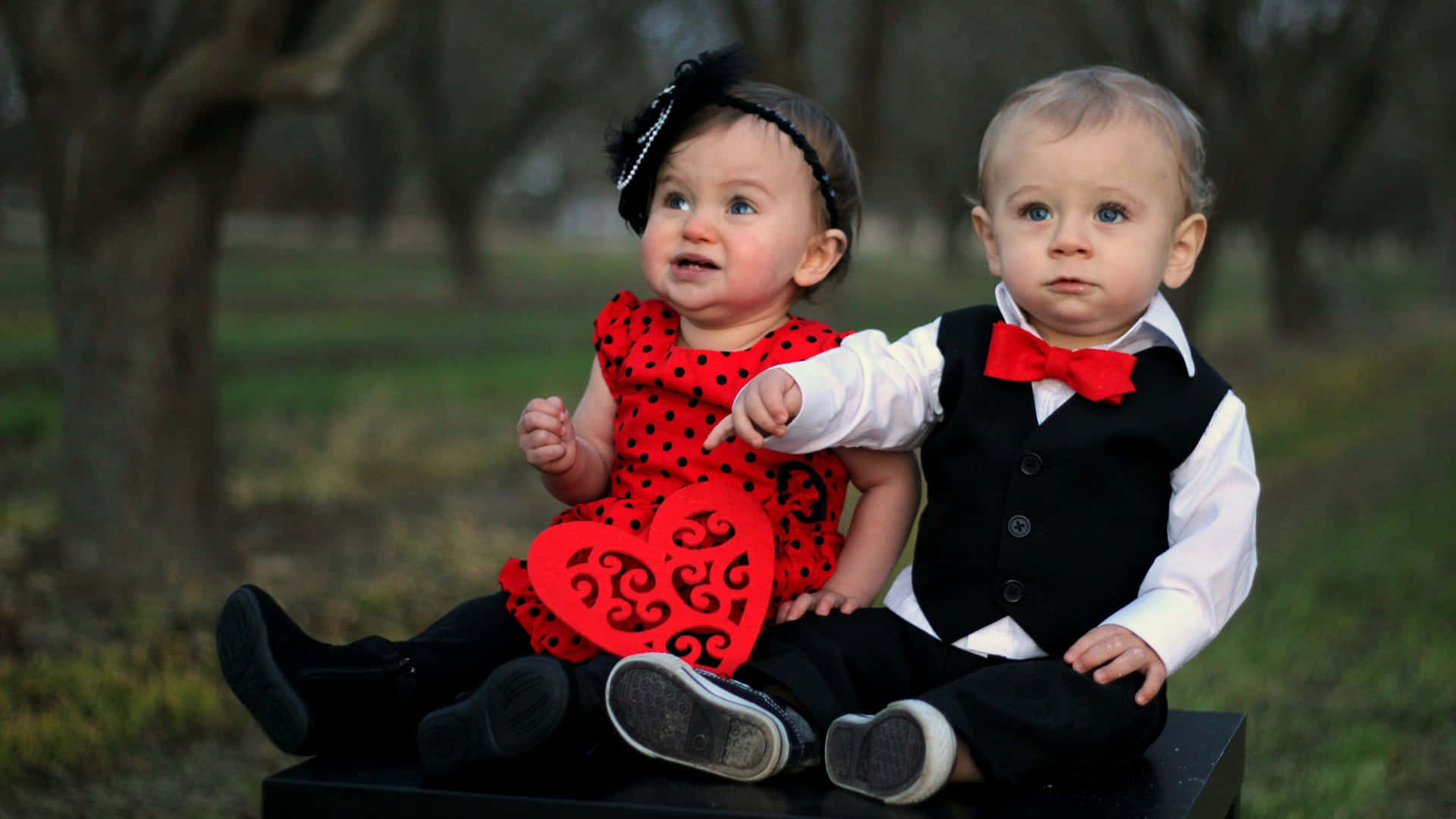 toddler, red and black Valentine's outfits, black box, Full HD Desktop Wallpaper