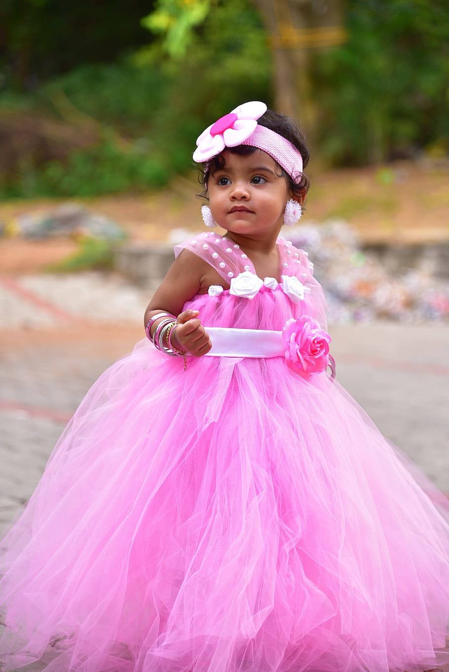 cute baby girl, vibrant pink tulle dress, floral headband, HD Phone Wallpaper