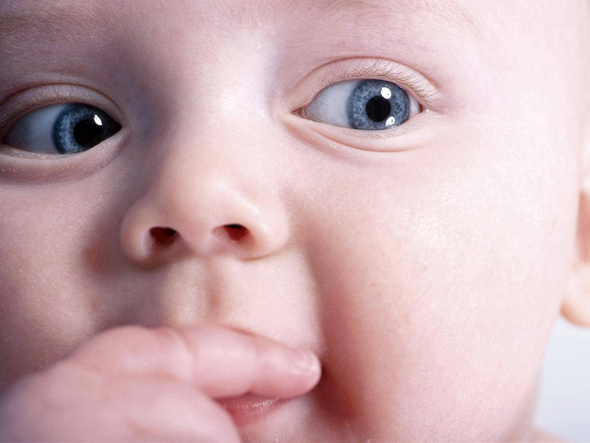 cute baby girl, blue eyes, finger in mouth, Full HD Desktop Wallpaper