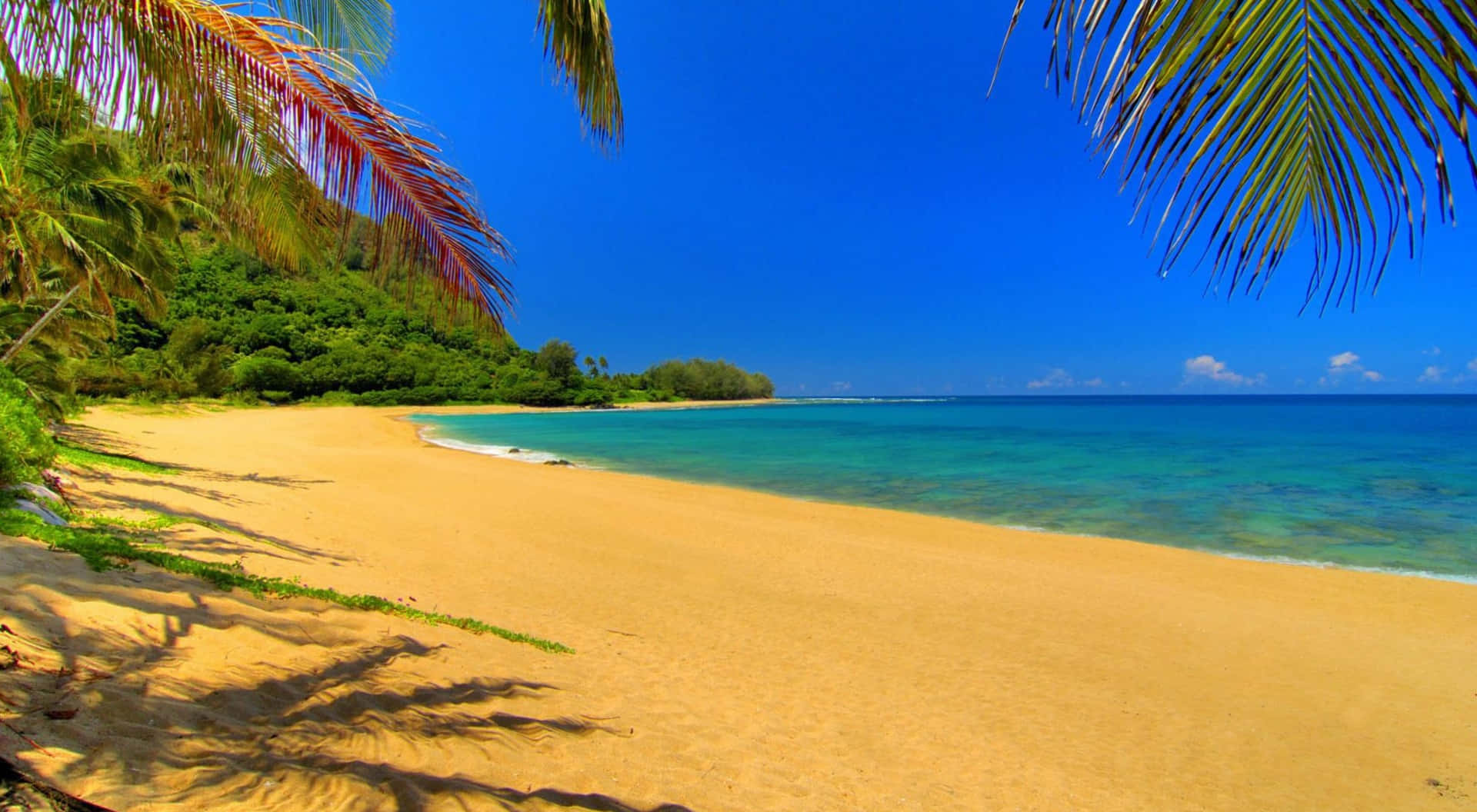 Cute Beach, golden sand, turquoise water, Full HD Desktop Wallpaper