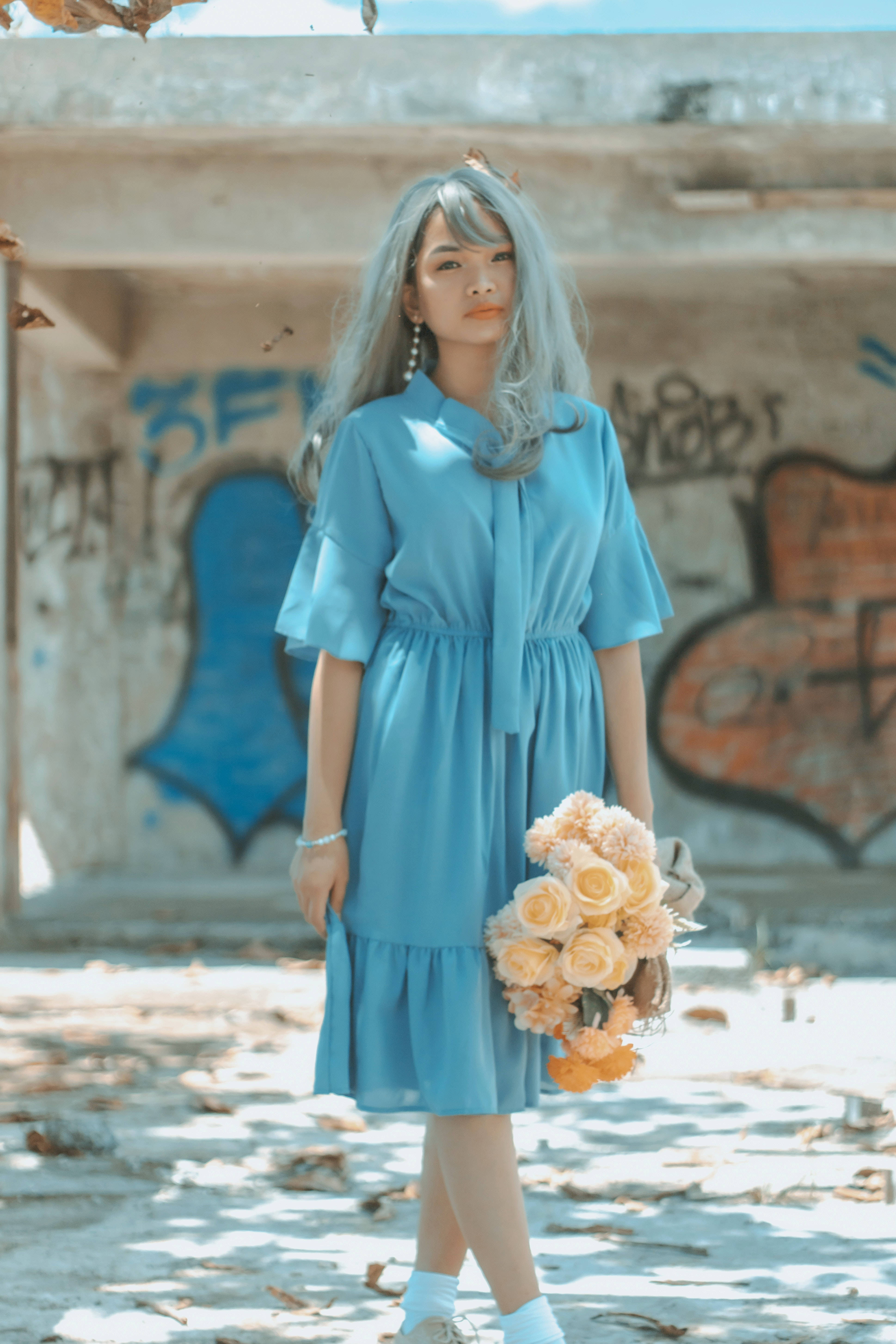 silver hair, blue dress, peach roses, 5K Phone Wallpaper