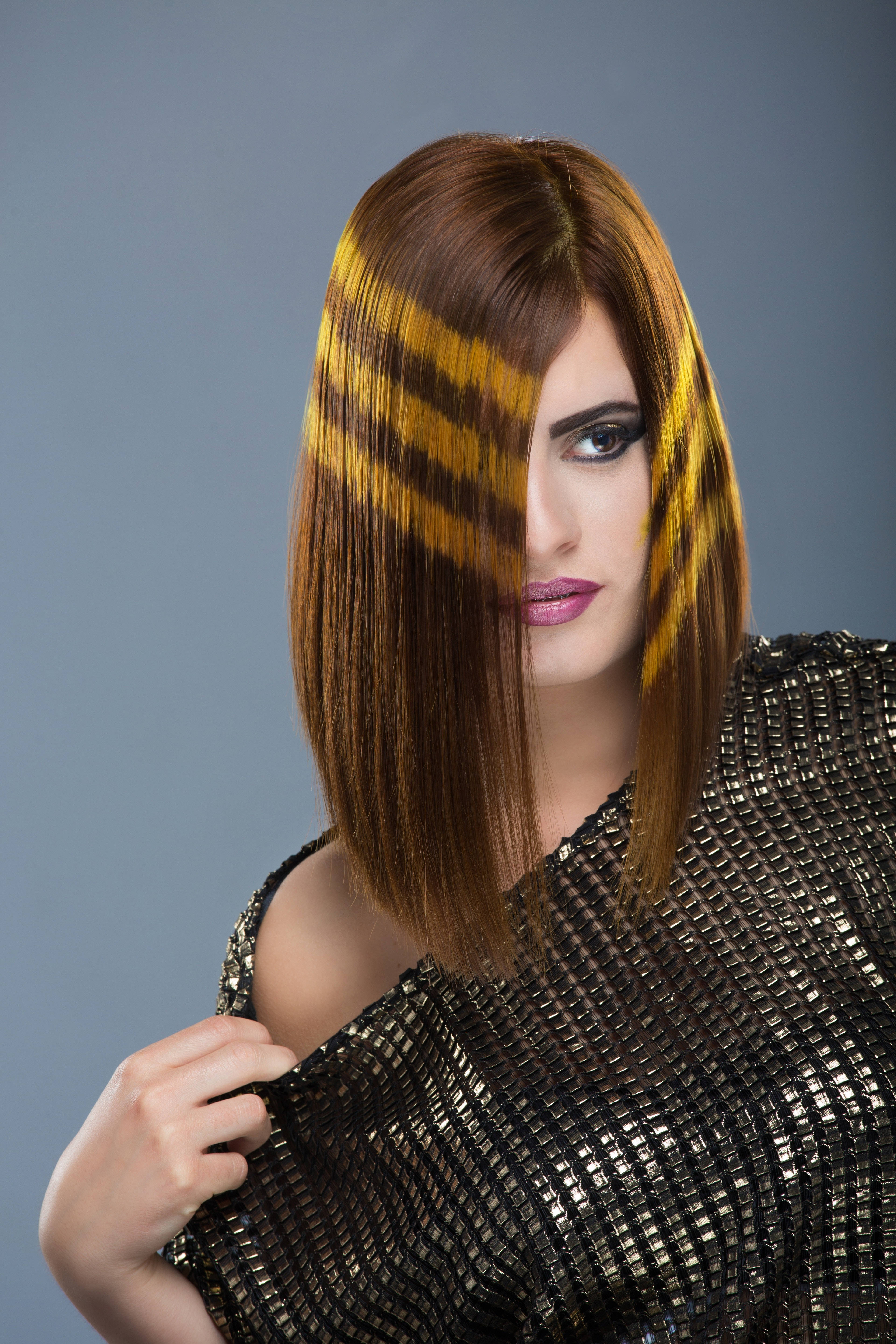 brown hair, gold striped hair, glittering black top, 5K Phone Wallpaper
