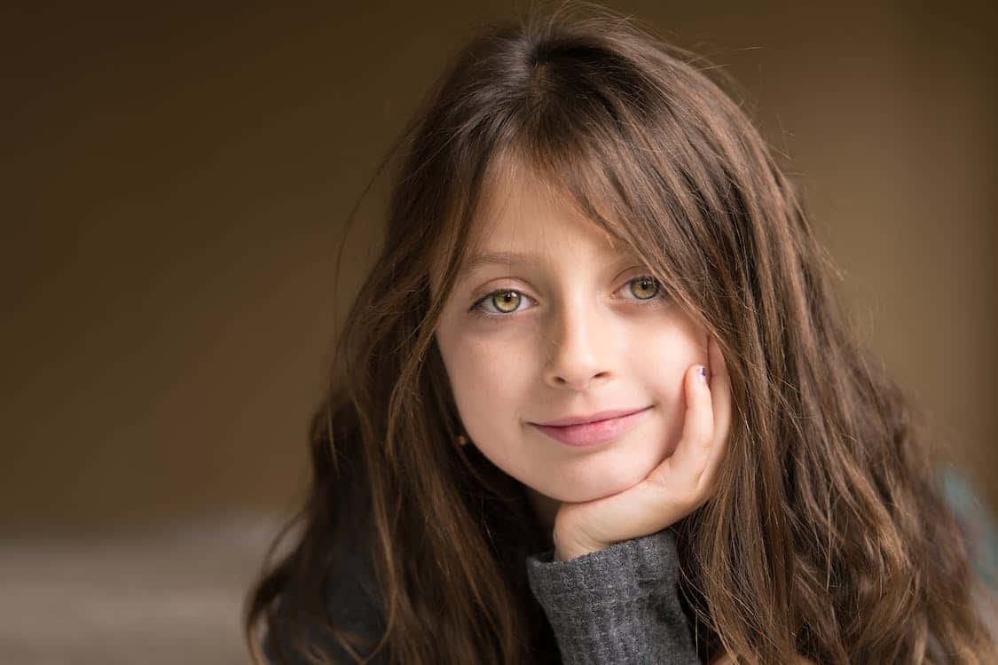 brown eyed girl, long brown hair, gazing softly at the camera, SD Desktop Wallpaper