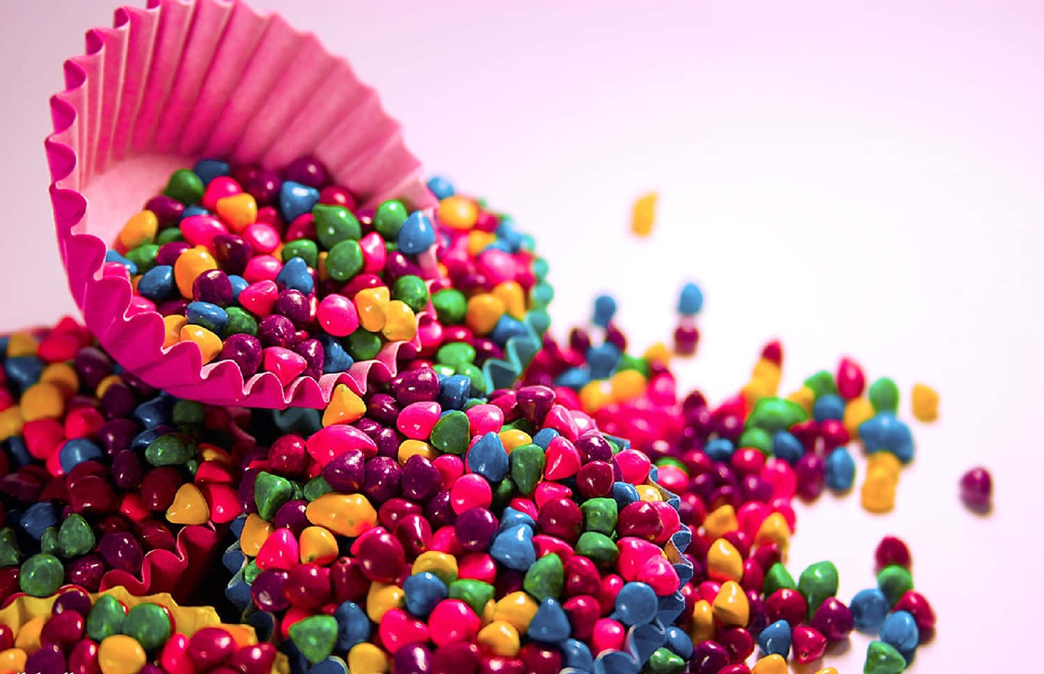 pink paper cup, cute candies, glossy multicolored heart-shaped candies, HD Desktop Wallpaper