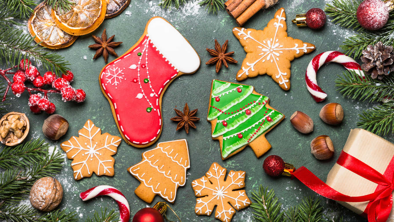 Cute Christmas Laptop, gingerbread cookies, stockings, HD Desktop Wallpaper