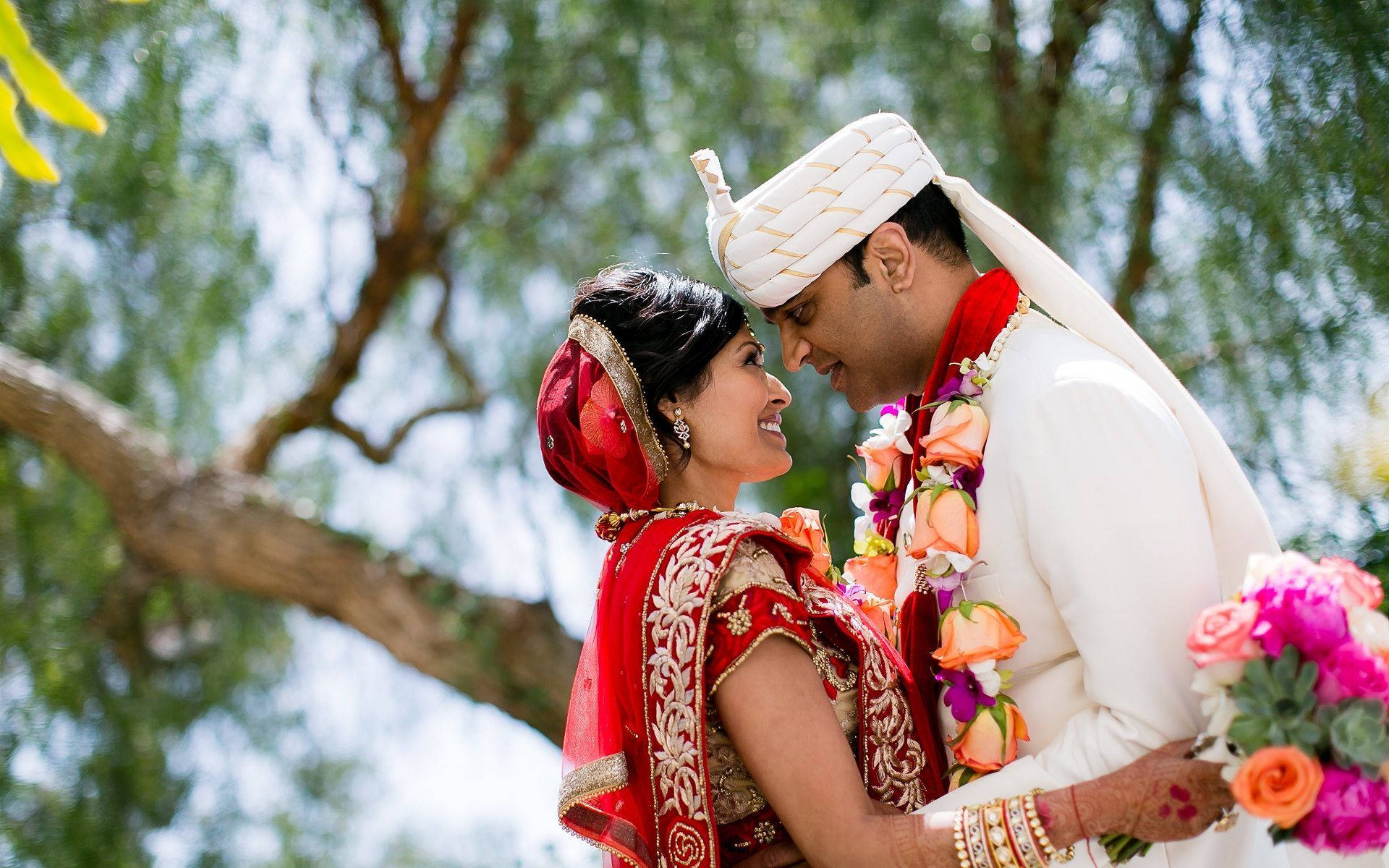 Indian couple, traditional wedding attire, leafy tree, Full HD Desktop Wallpaper