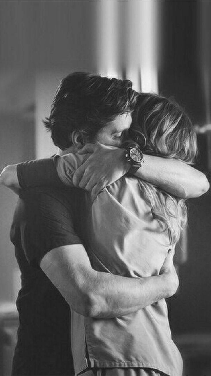 cute couple, hugging, black and white, HD Phone Wallpaper
