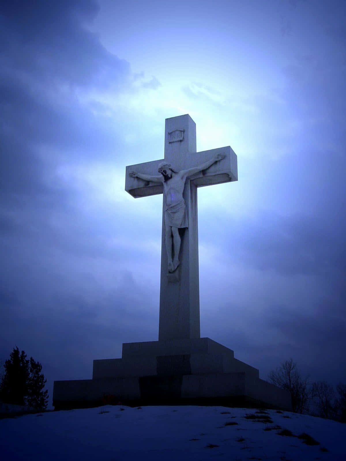 cute cross, crucifix, white crucifix statue, HD Phone Wallpaper