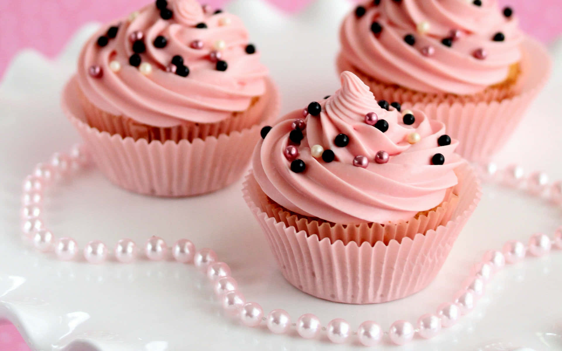 cute cupcake, pink frosted cupcakes, black and pearl sprinkles, Full HD Desktop Wallpaper