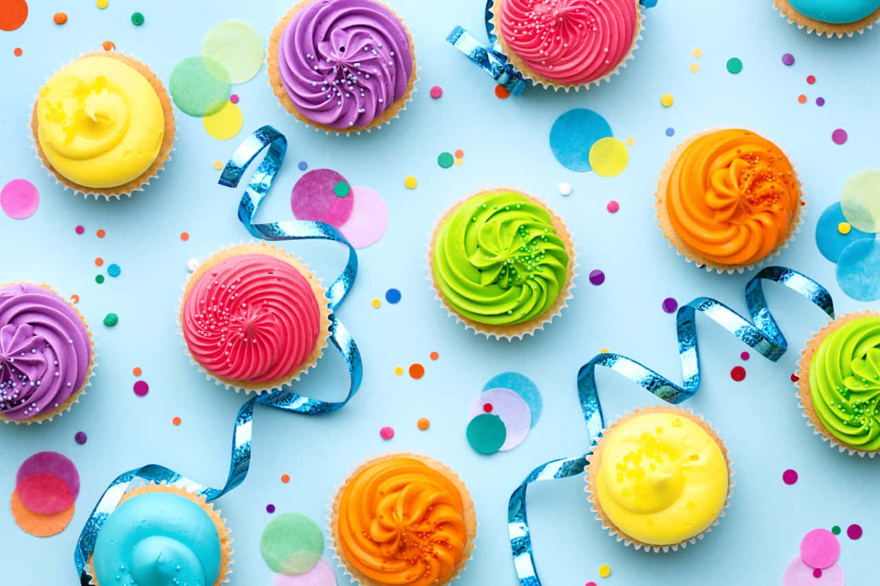 cute cupcake, rainbow cupcakes, swirl frosting, HD Desktop Wallpaper