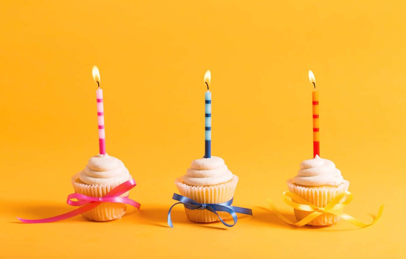 Cute Cupcake, colorful sprinkles, lit candles, HD Desktop Wallpaper